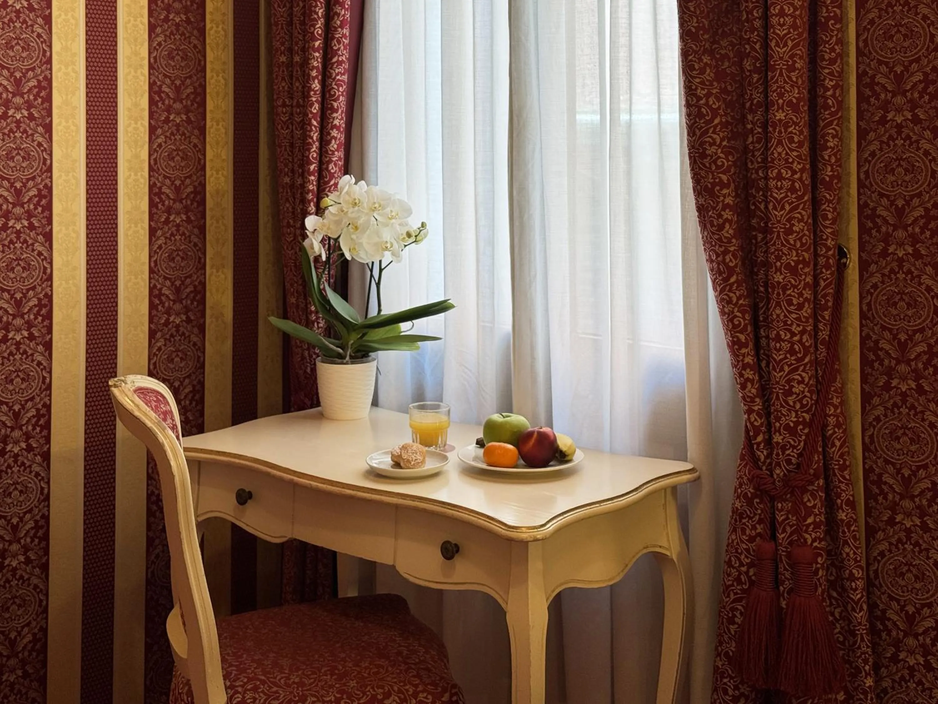 Bedroom in Hotel Alcyone