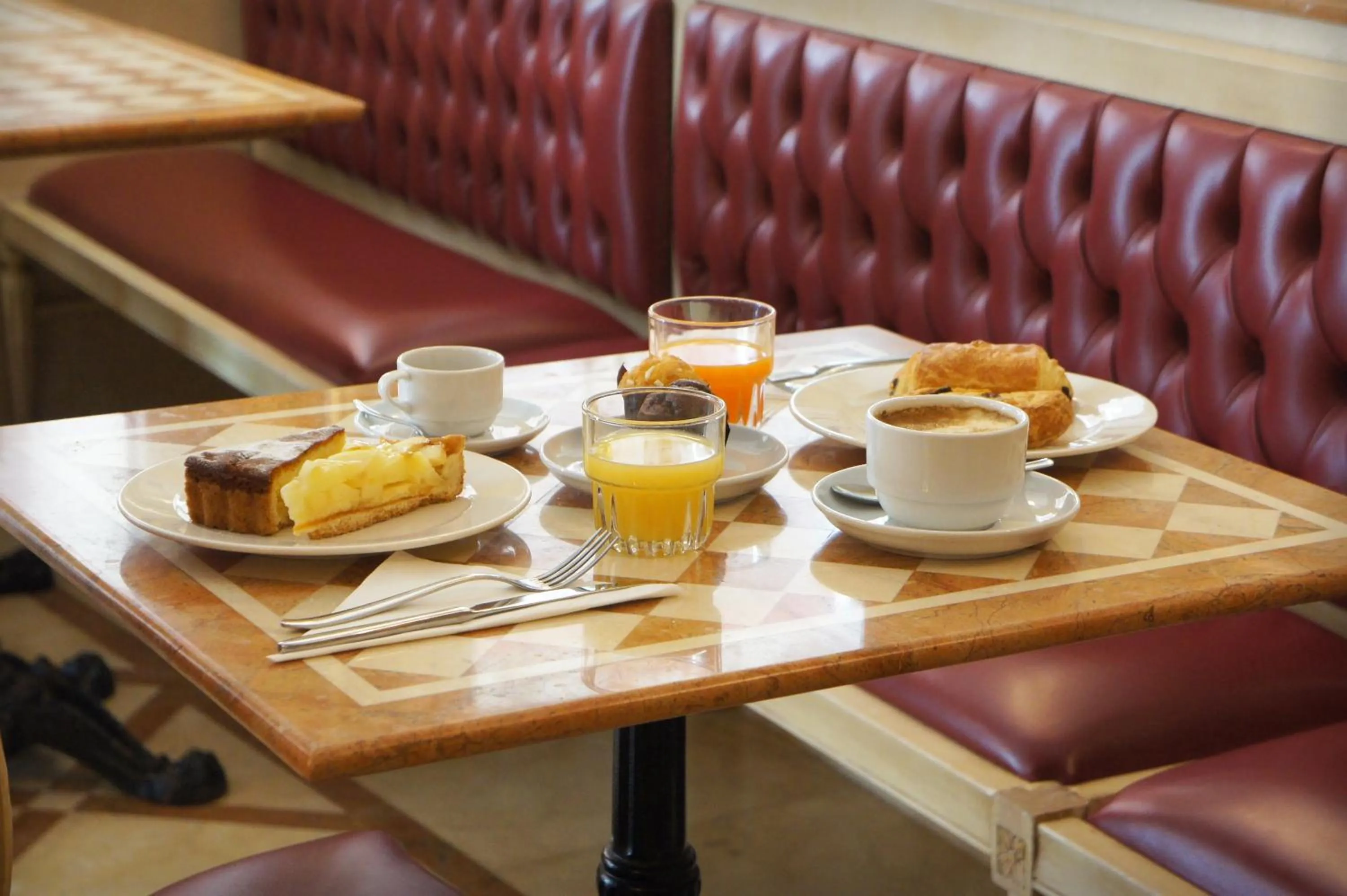 Breakfast in Hotel Alcyone