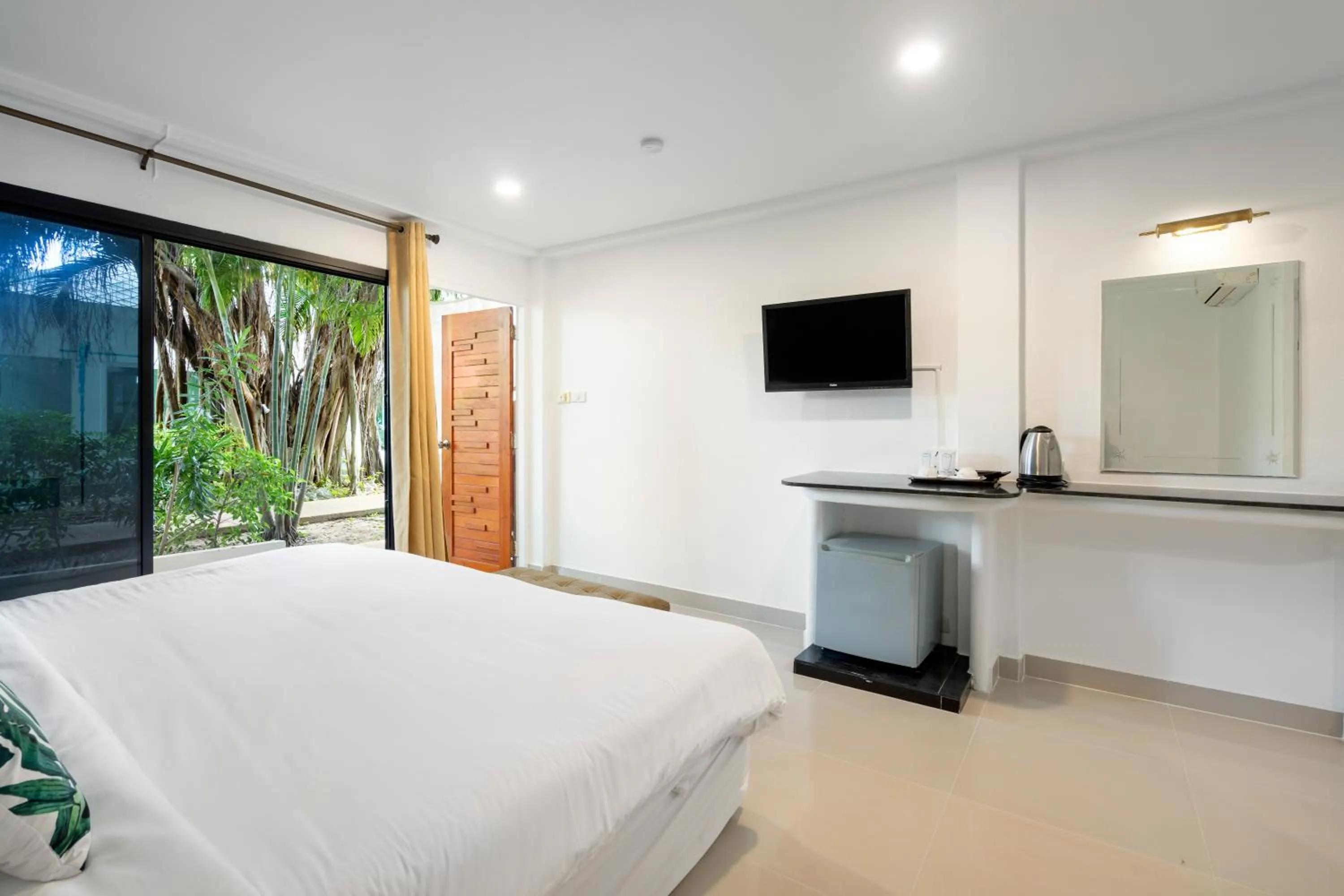 Bedroom, Bed in 4U Resort Samui