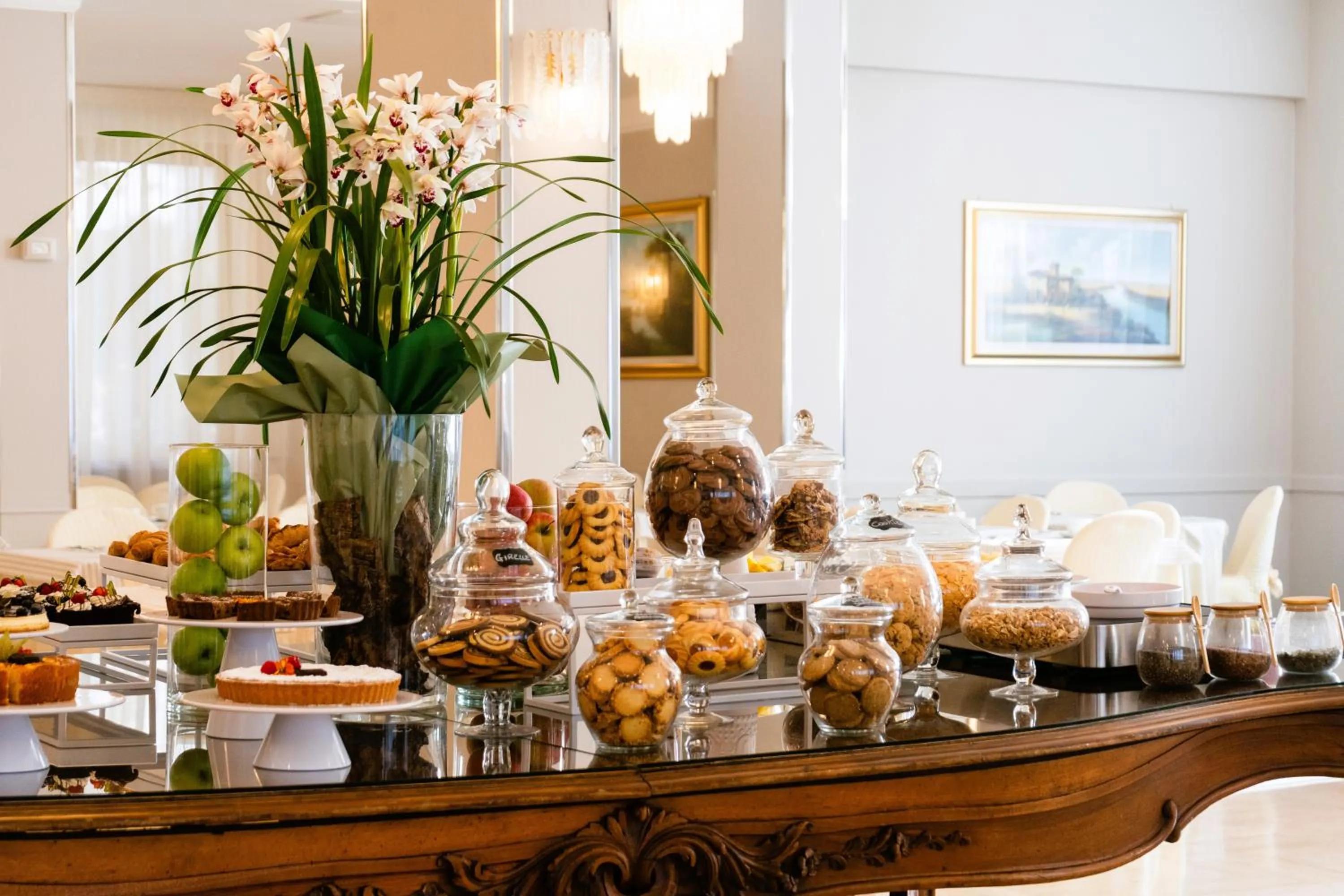 Food and drinks in Hotel Biancamano