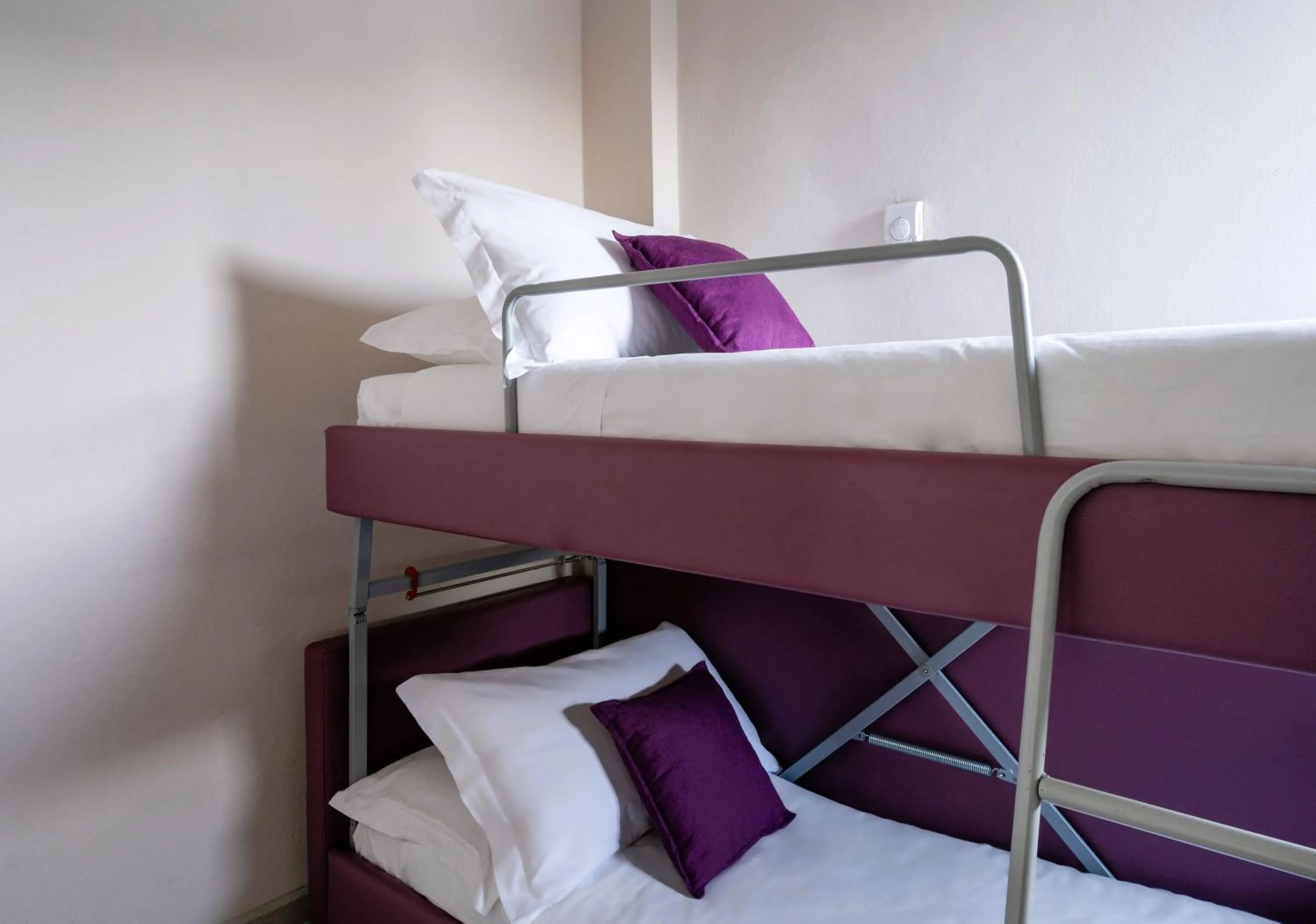 bunk bed, Bed in Hotel Biancamano