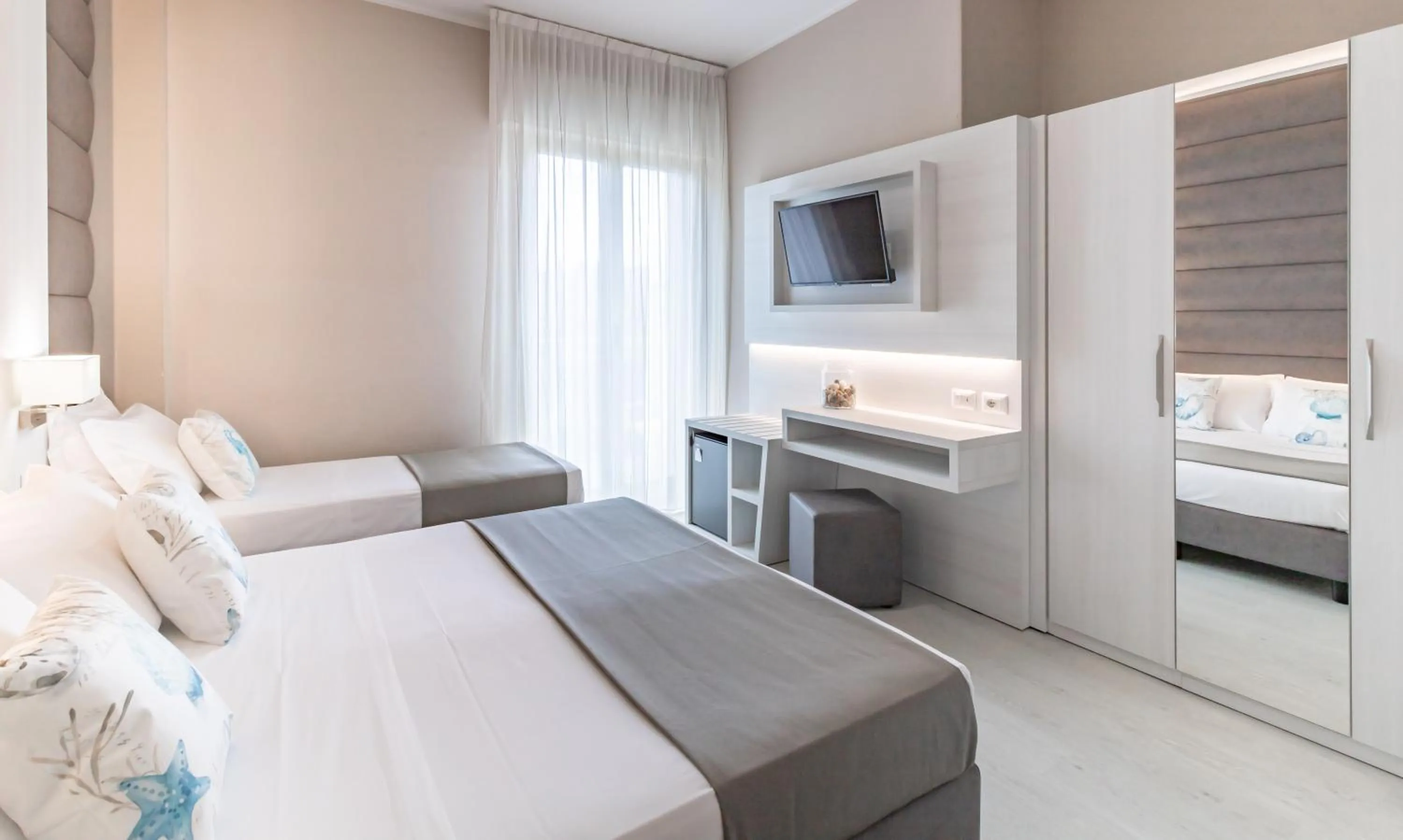 Bedroom, Bed in Hotel Biancamano