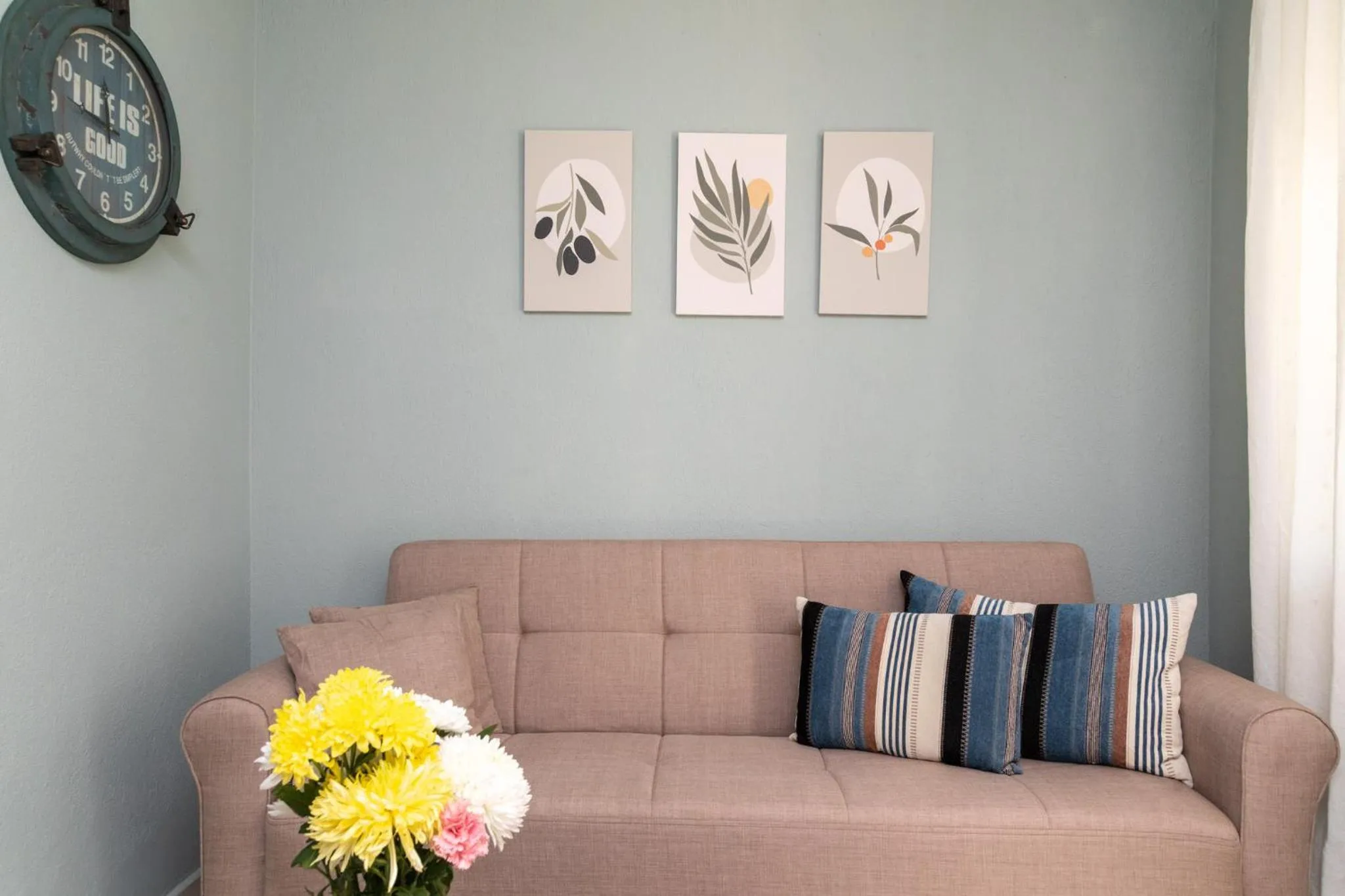 Living room in Arsas Suites