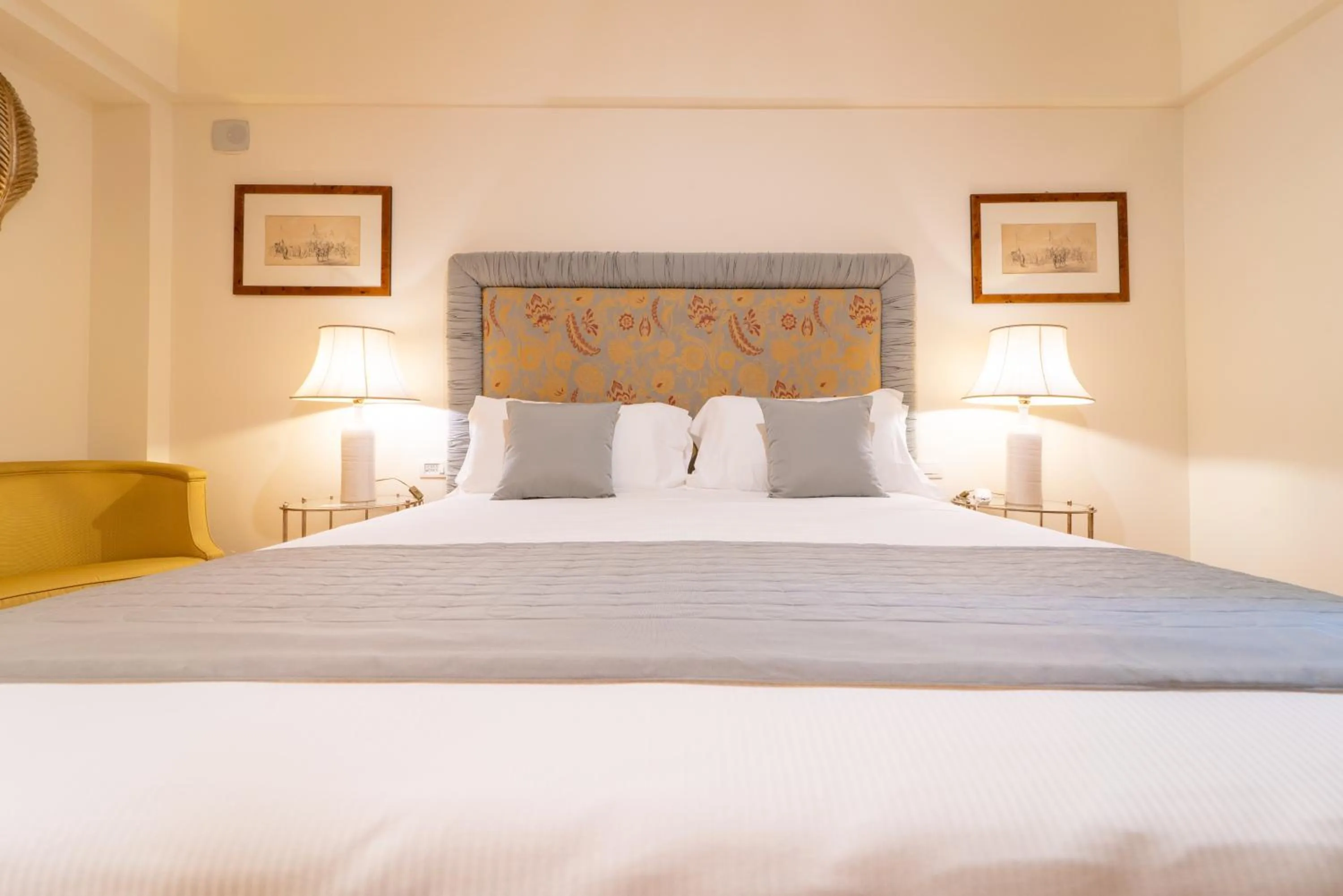 Bed in Relais Villa San Martino