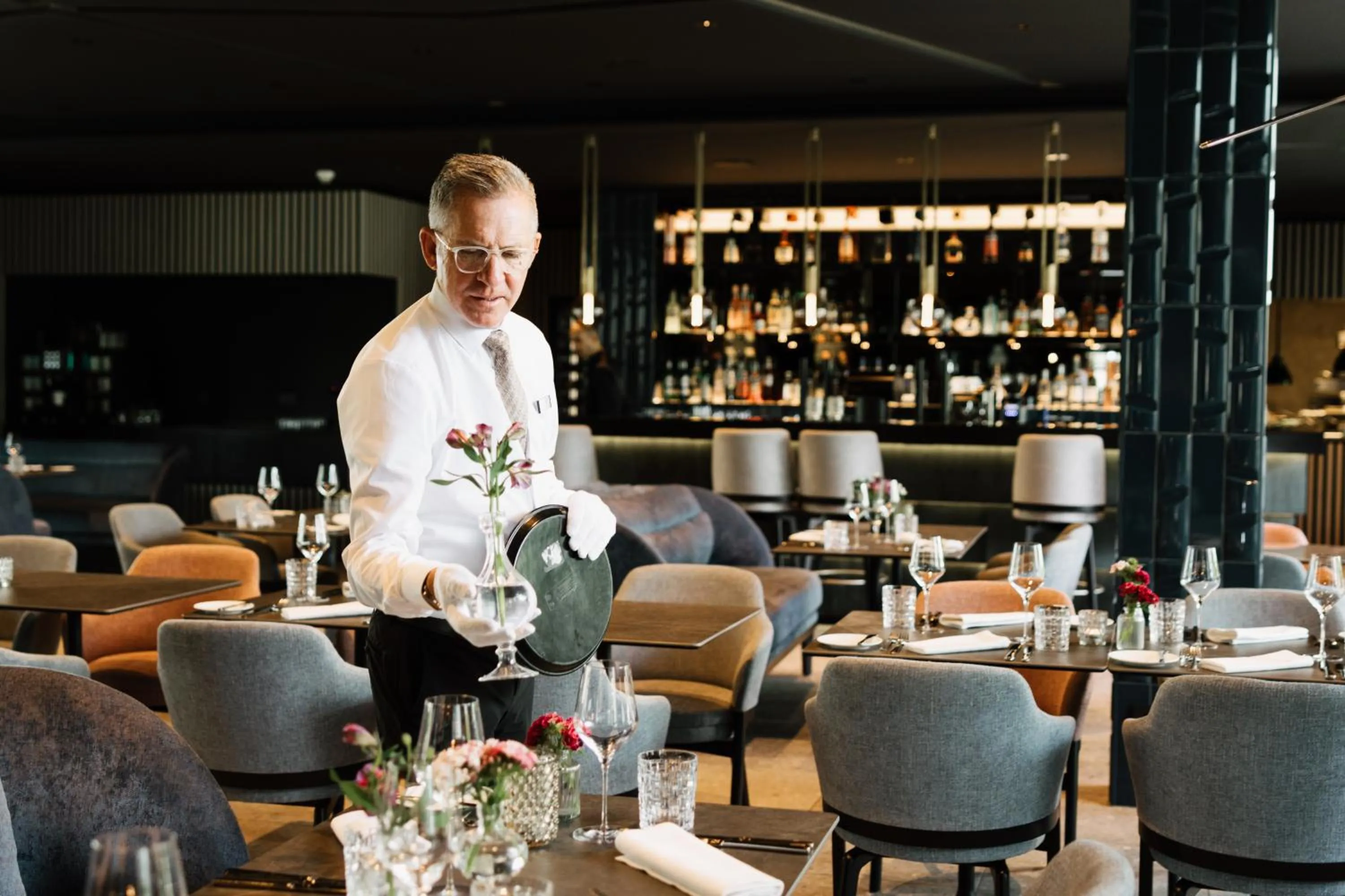 Restaurant/places to eat in 4K