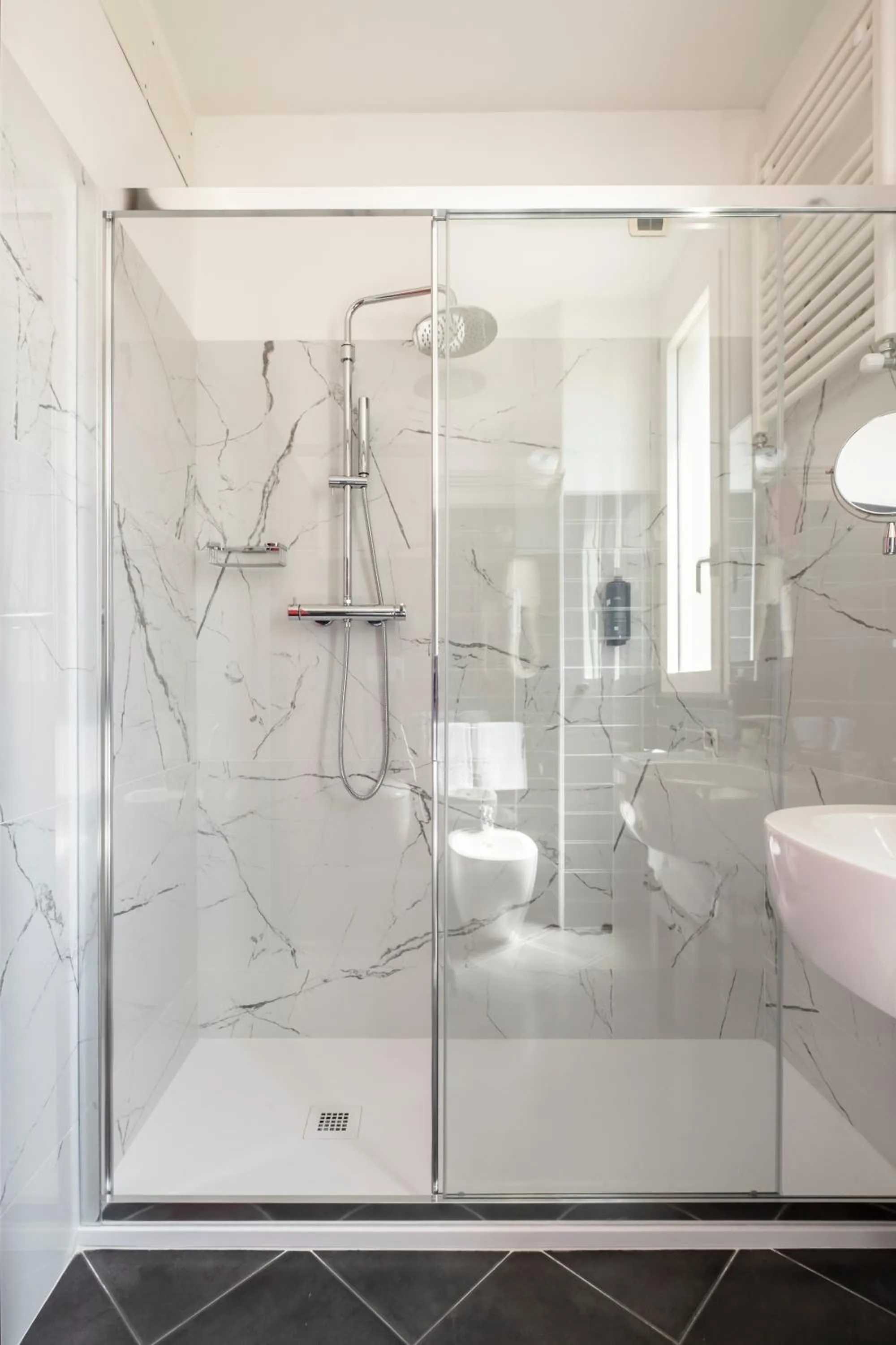 Shower in Hotel Cristallo