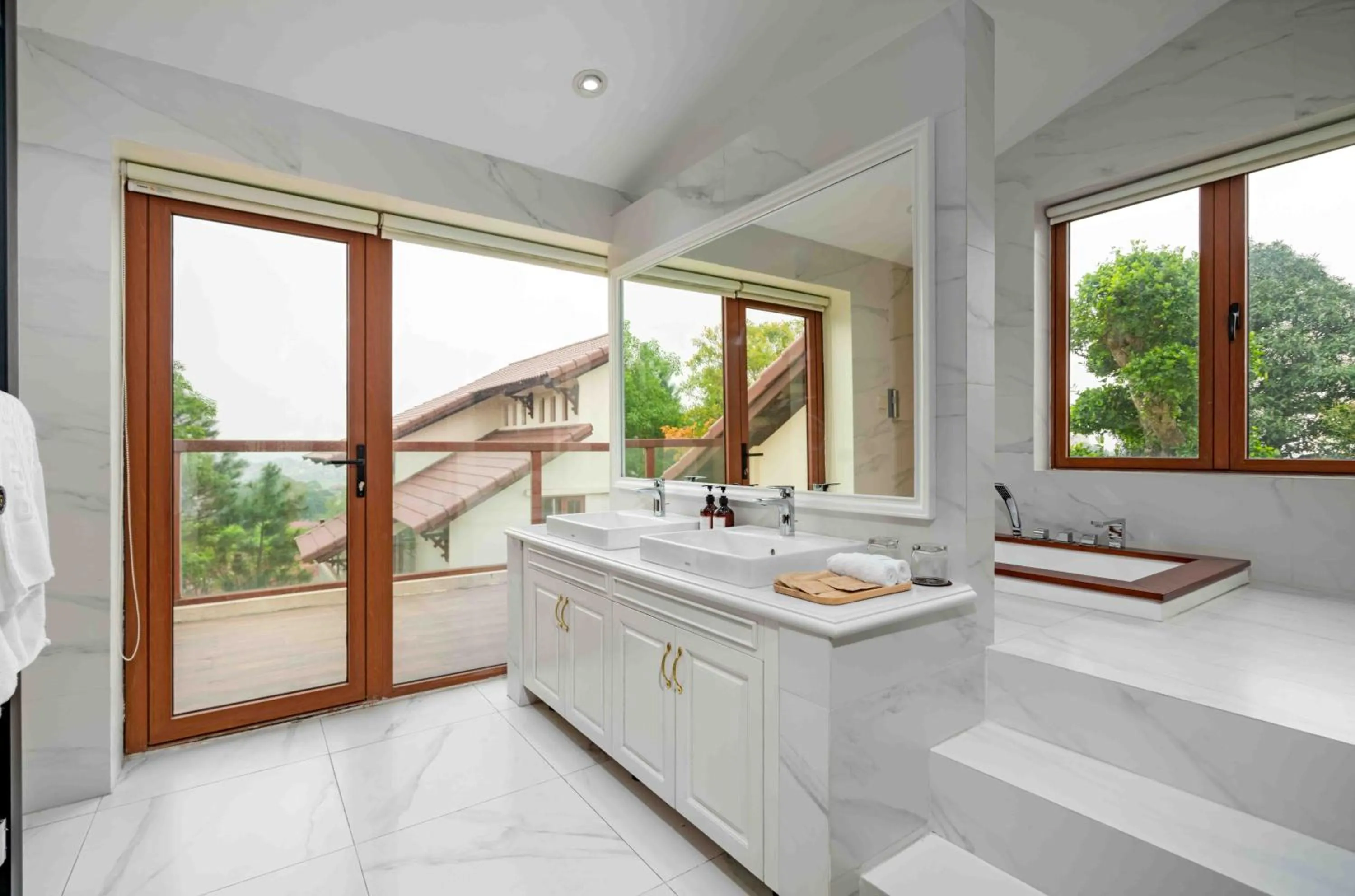 Toilet in Senna Wellness Retreat