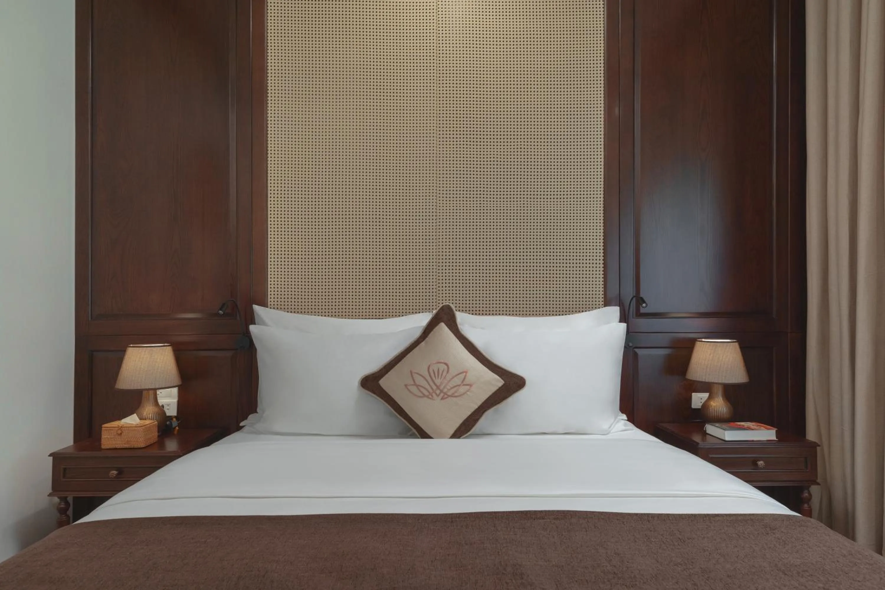 Bed in Senna Wellness Retreat