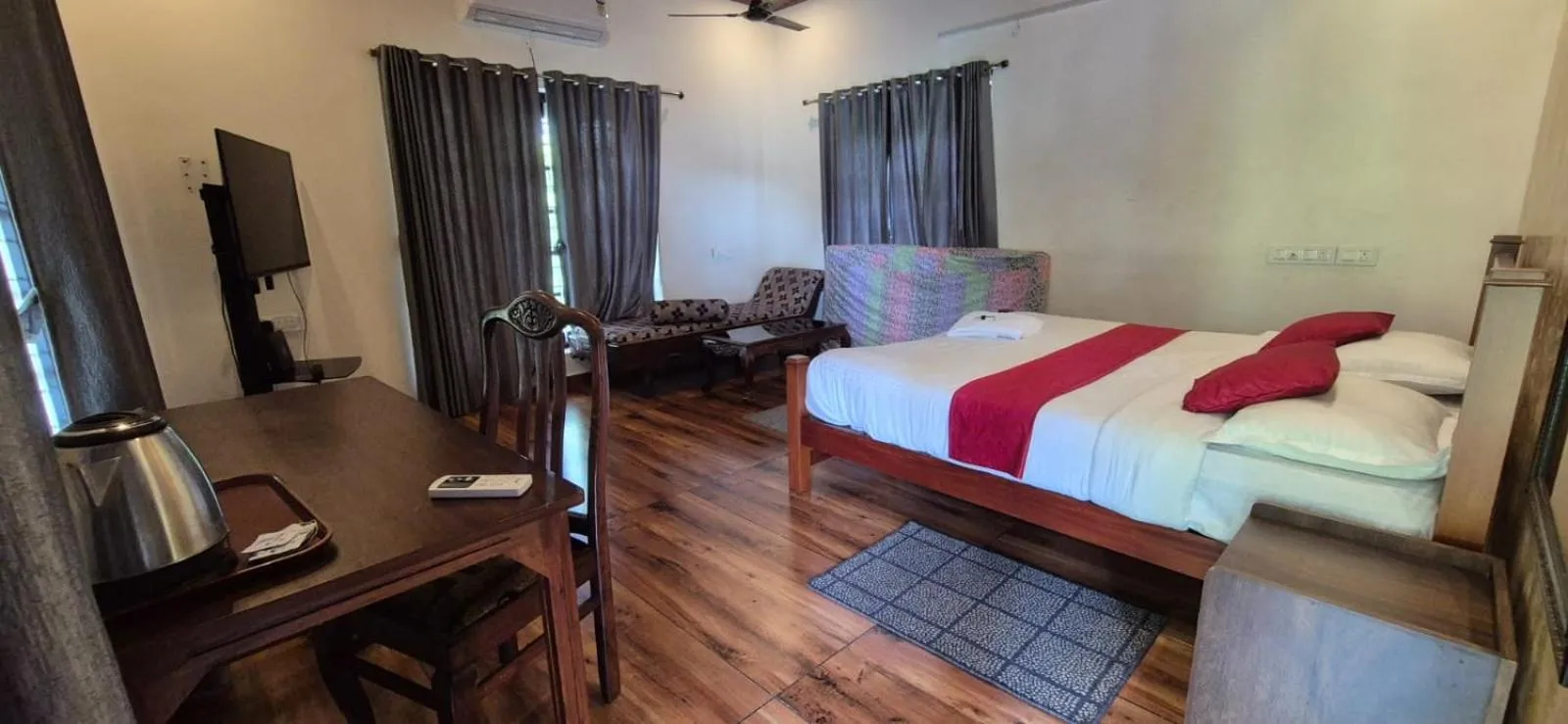Bedroom, Bed in Vaiga Homes - Vembanadu Lakeview Retreat