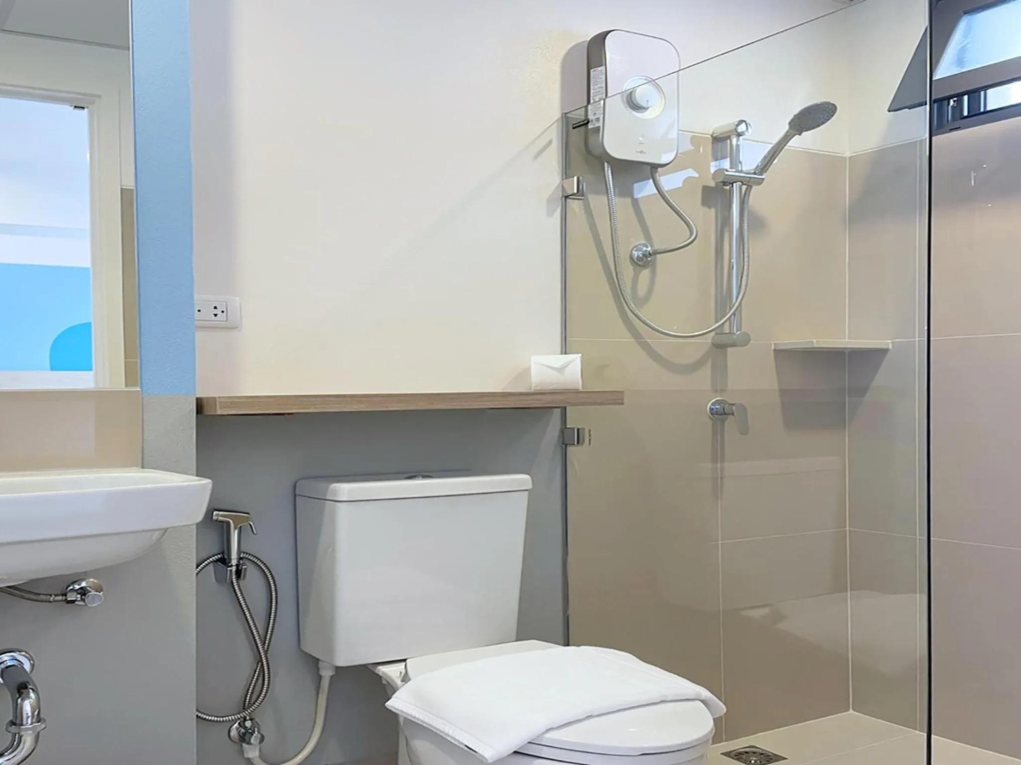 Bathroom in HOP INN Nakhon Ratchasima City Center