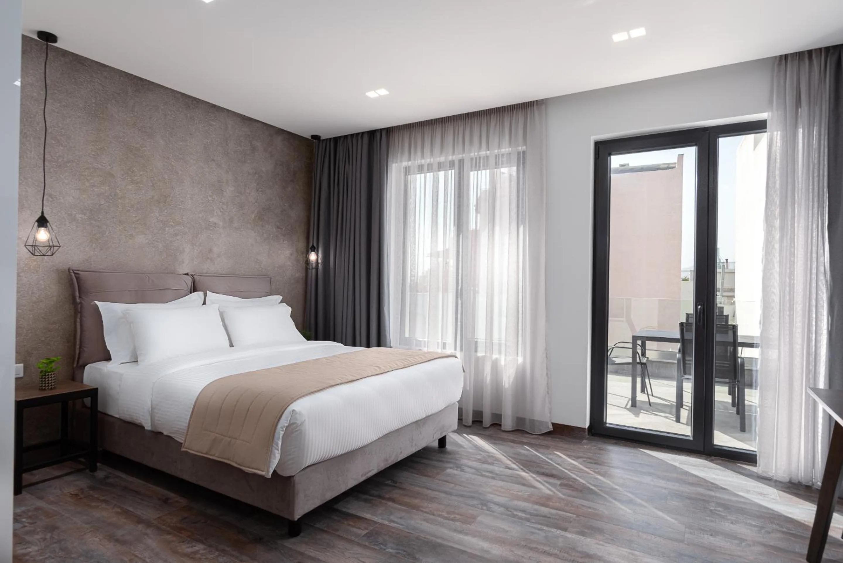 Bed in Athenian Spirit