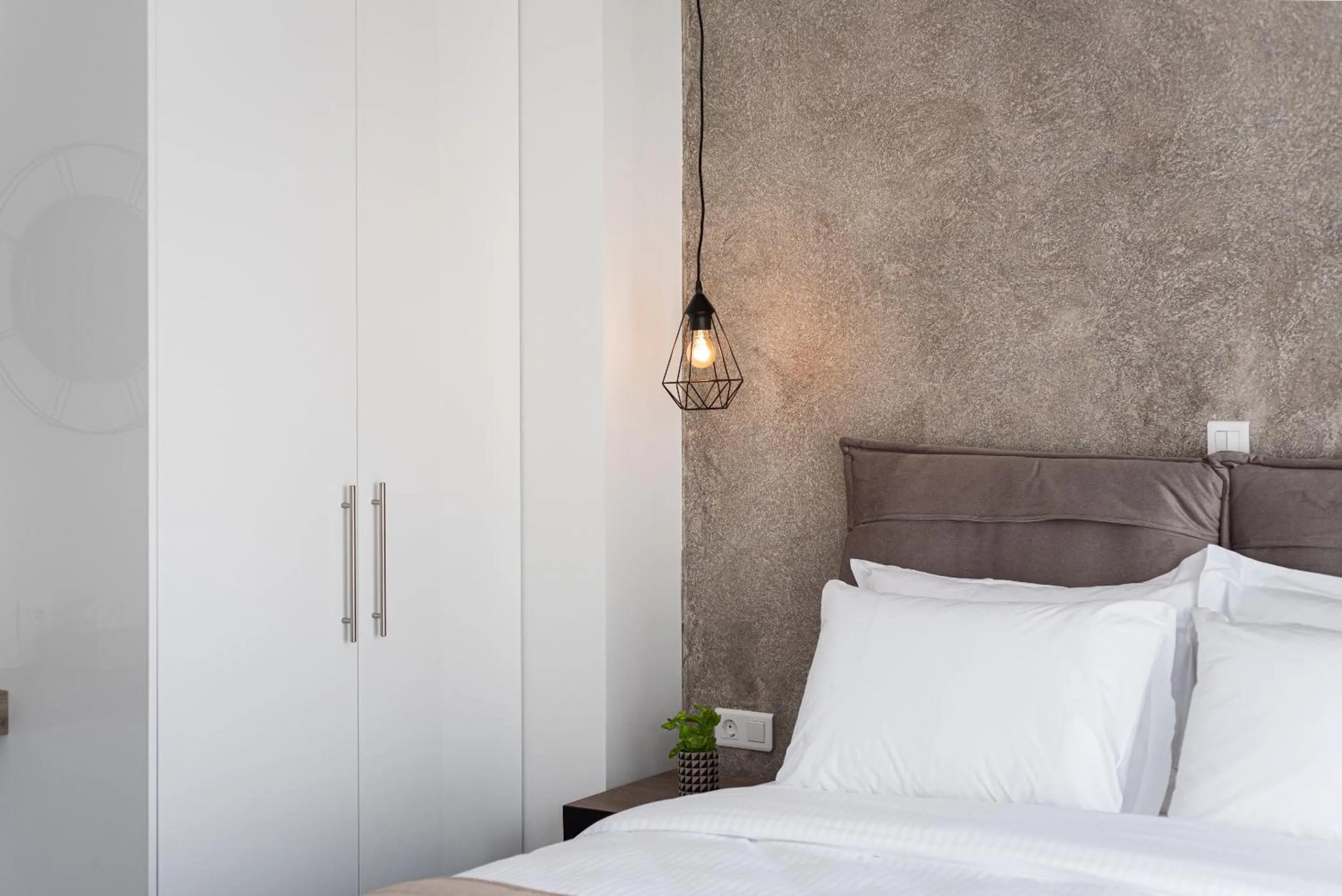 Bed in Athenian Spirit