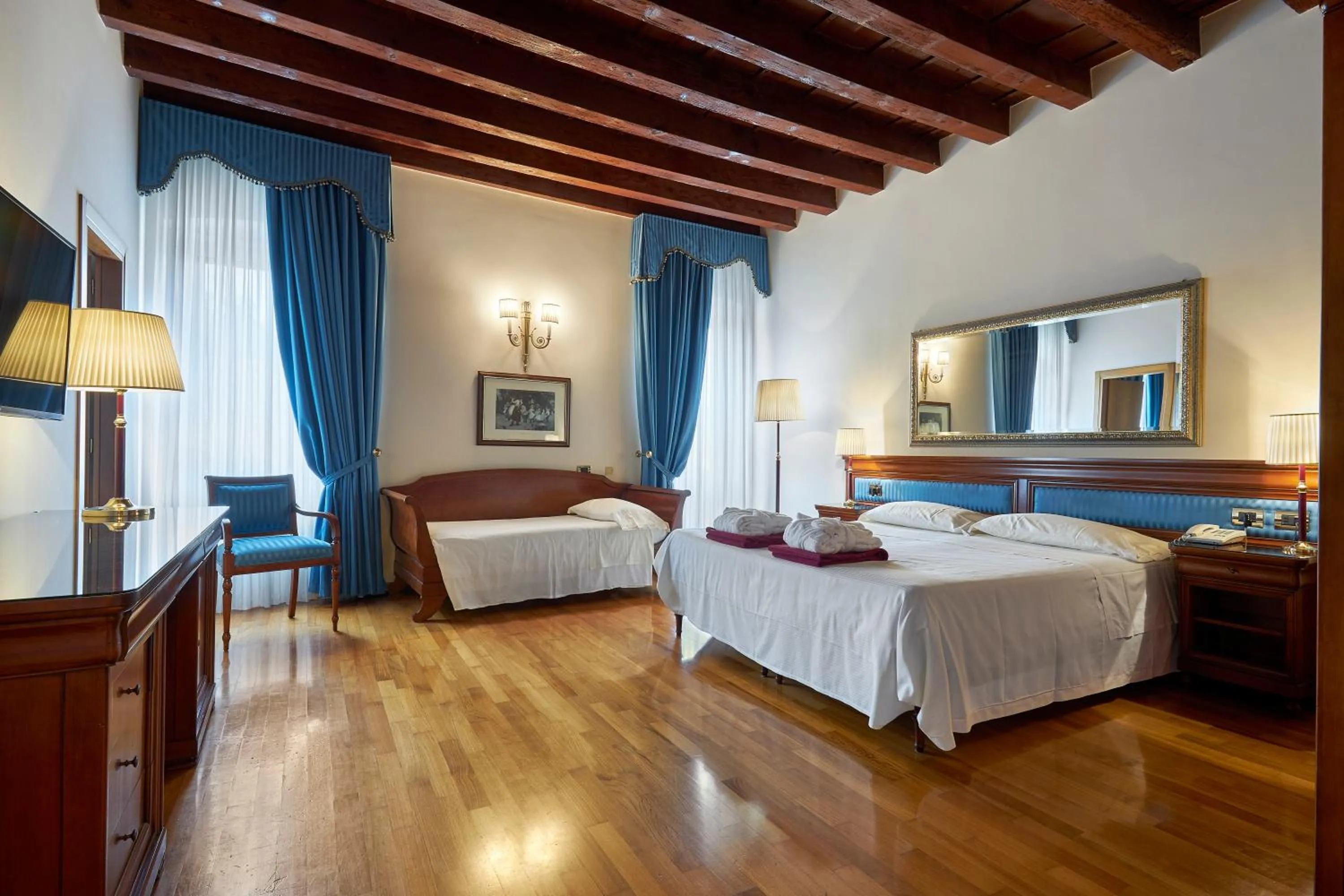 Bedroom, Bed in Villa Quaranta Tommasi Wine Hotel & SPA