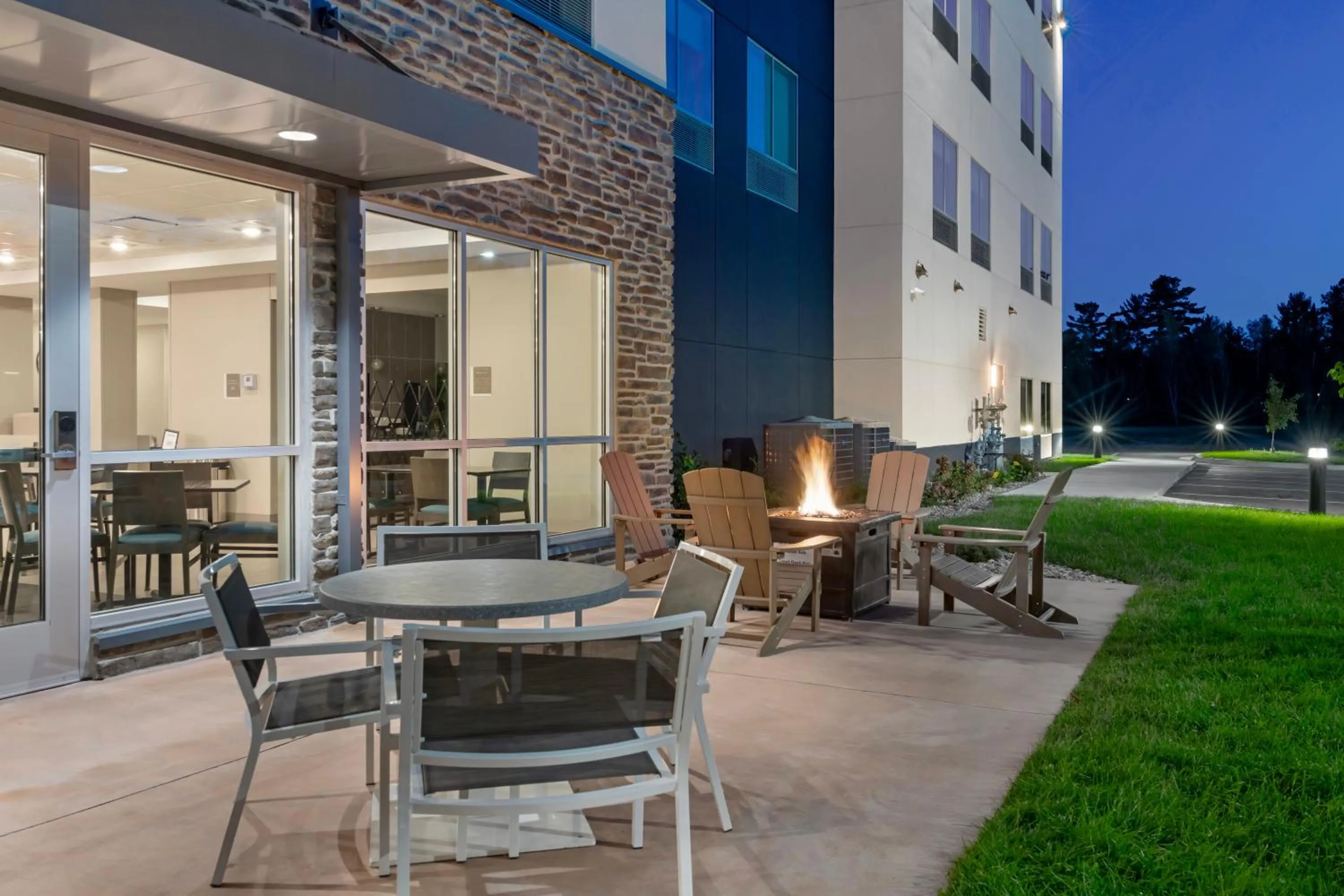 Patio in Best Western Plus Grand Rapids MN