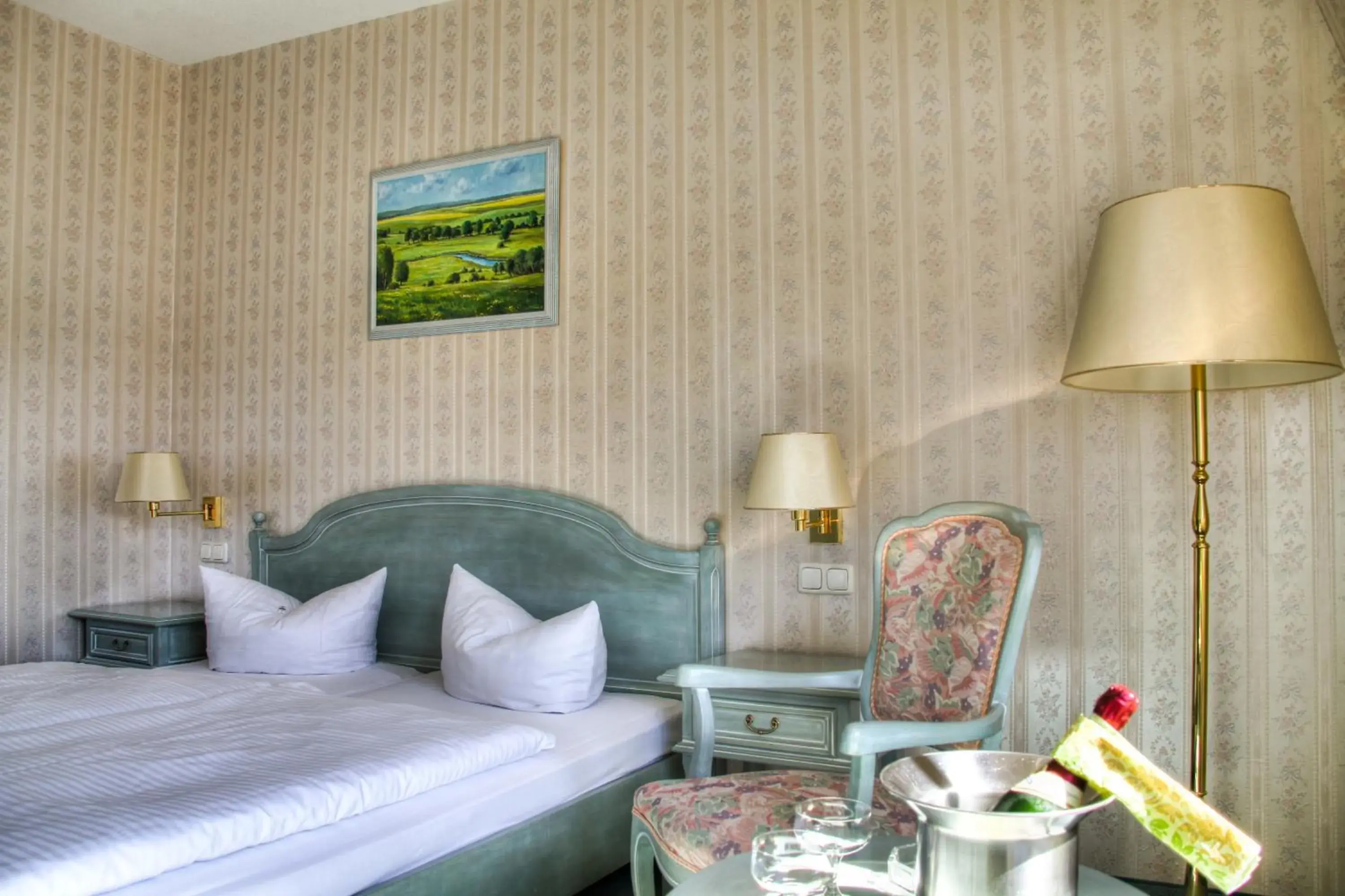 Double Room in Hotel am Markt Altentreptow Double Room in Hotel am Markt Altentreptow