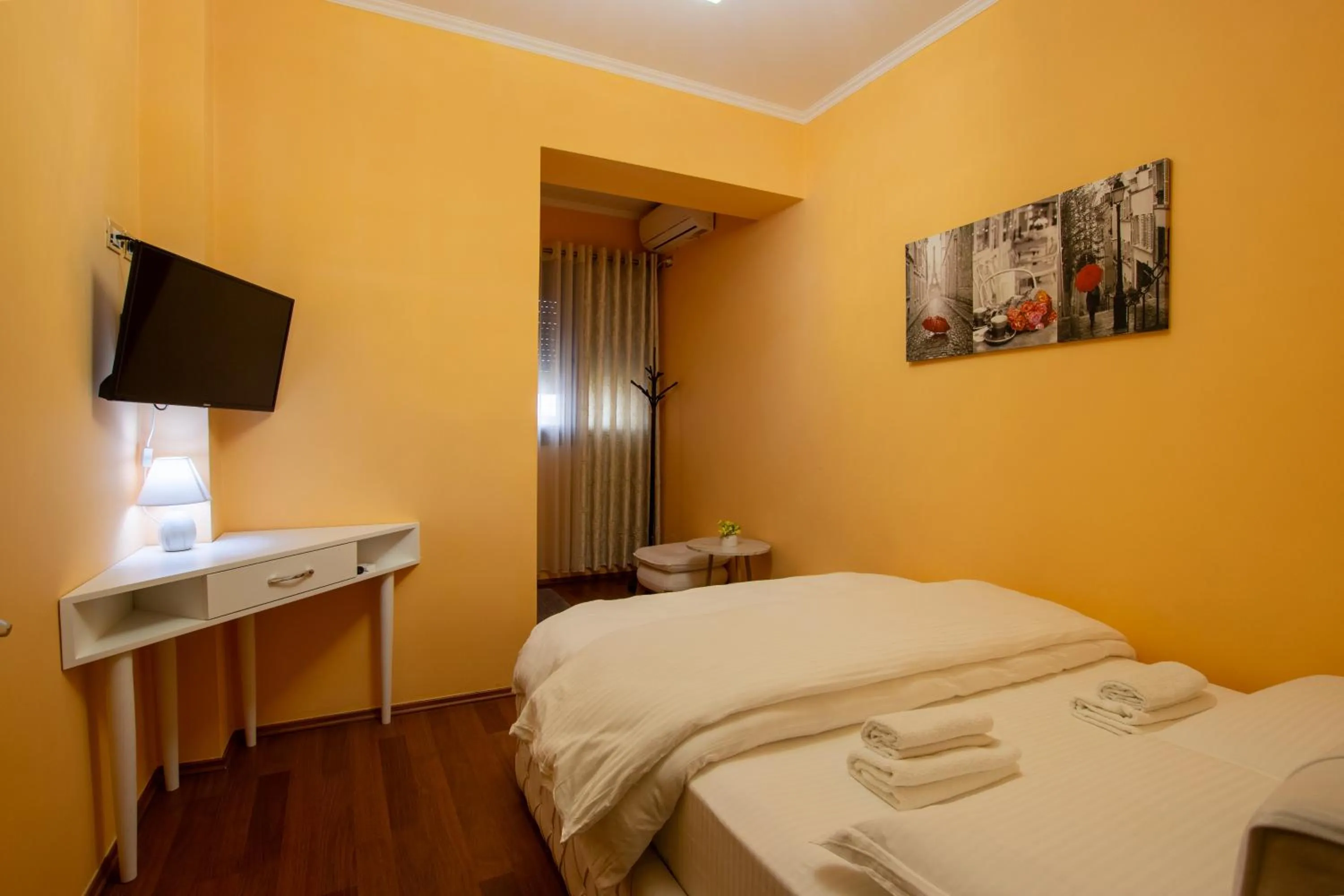 Bedroom, Bed in Bora Hotel