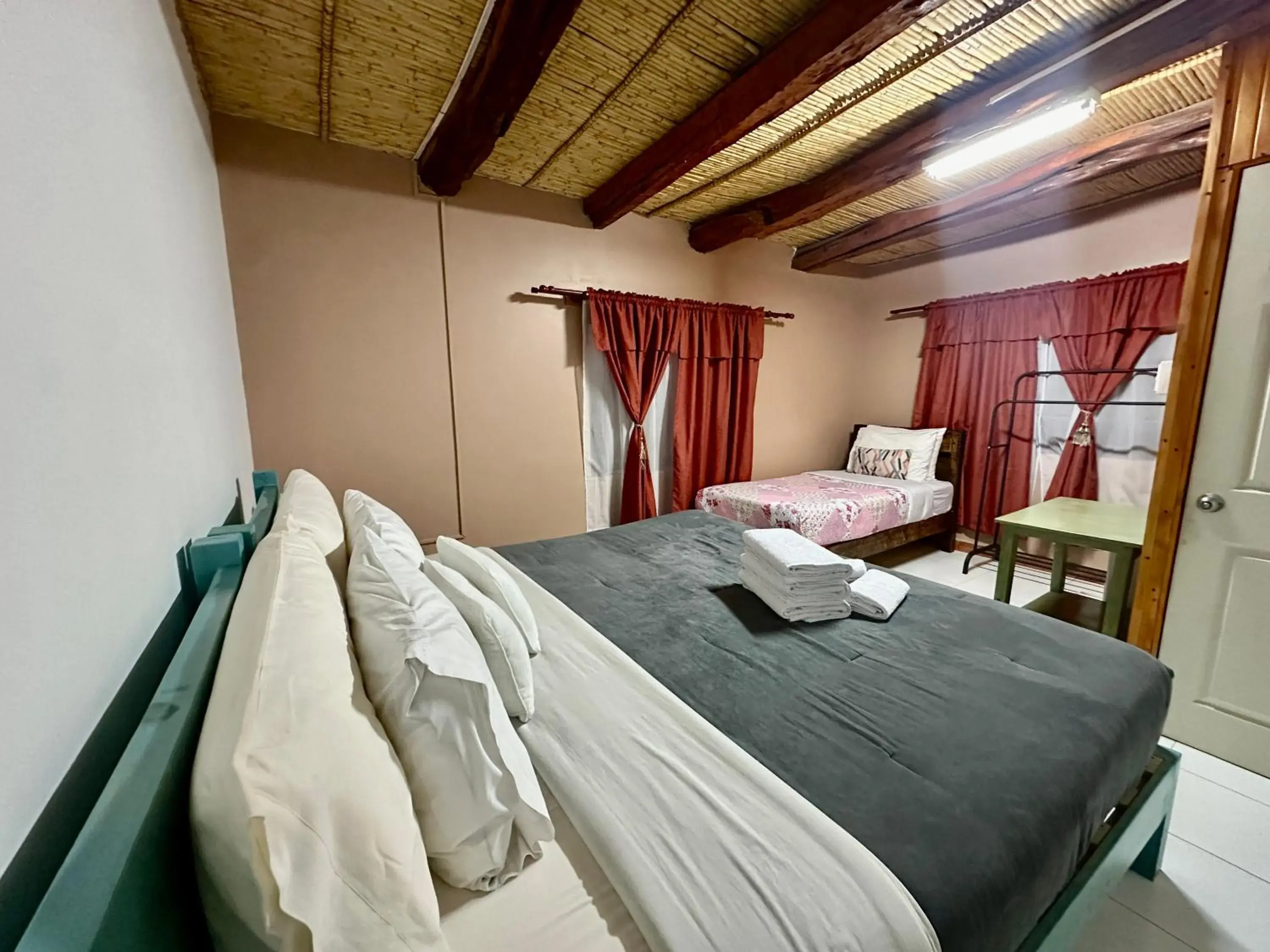 Triple Room with Private External Bathroom in Hostal Qachi Chentura Triple Room with Private External Bathroom in Hostal Qachi Chentura