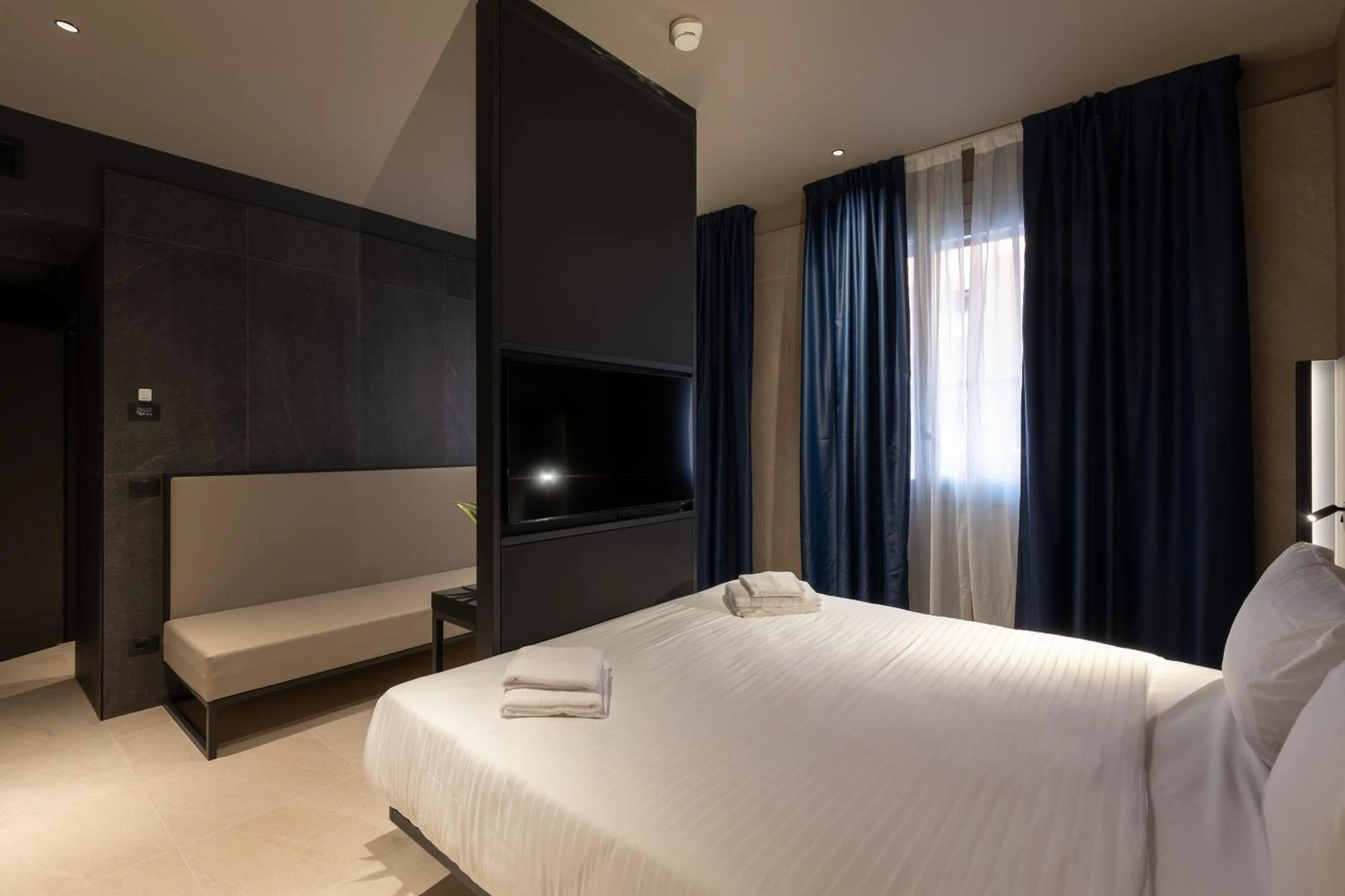 Bedroom, Bed in Scarlatti Hotel Milano
