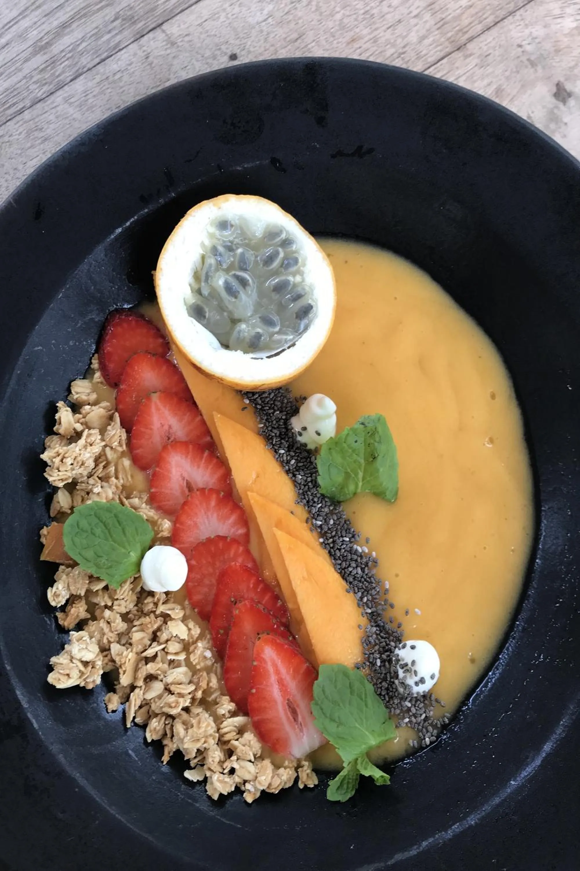 Food and drinks in Coco & Pineapple Pants Hostel