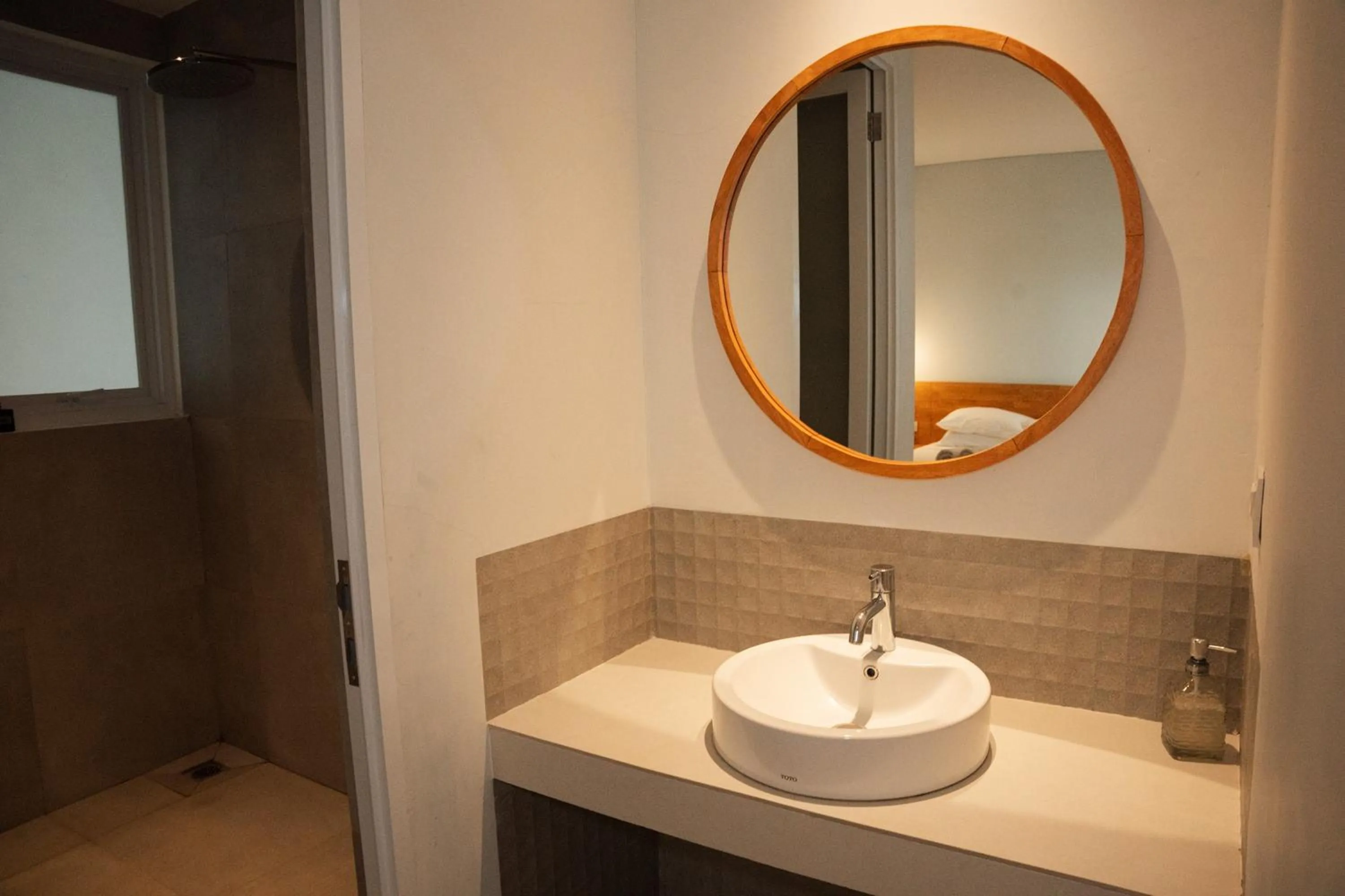 Bathroom in Coco & Pineapple Pants Hostel