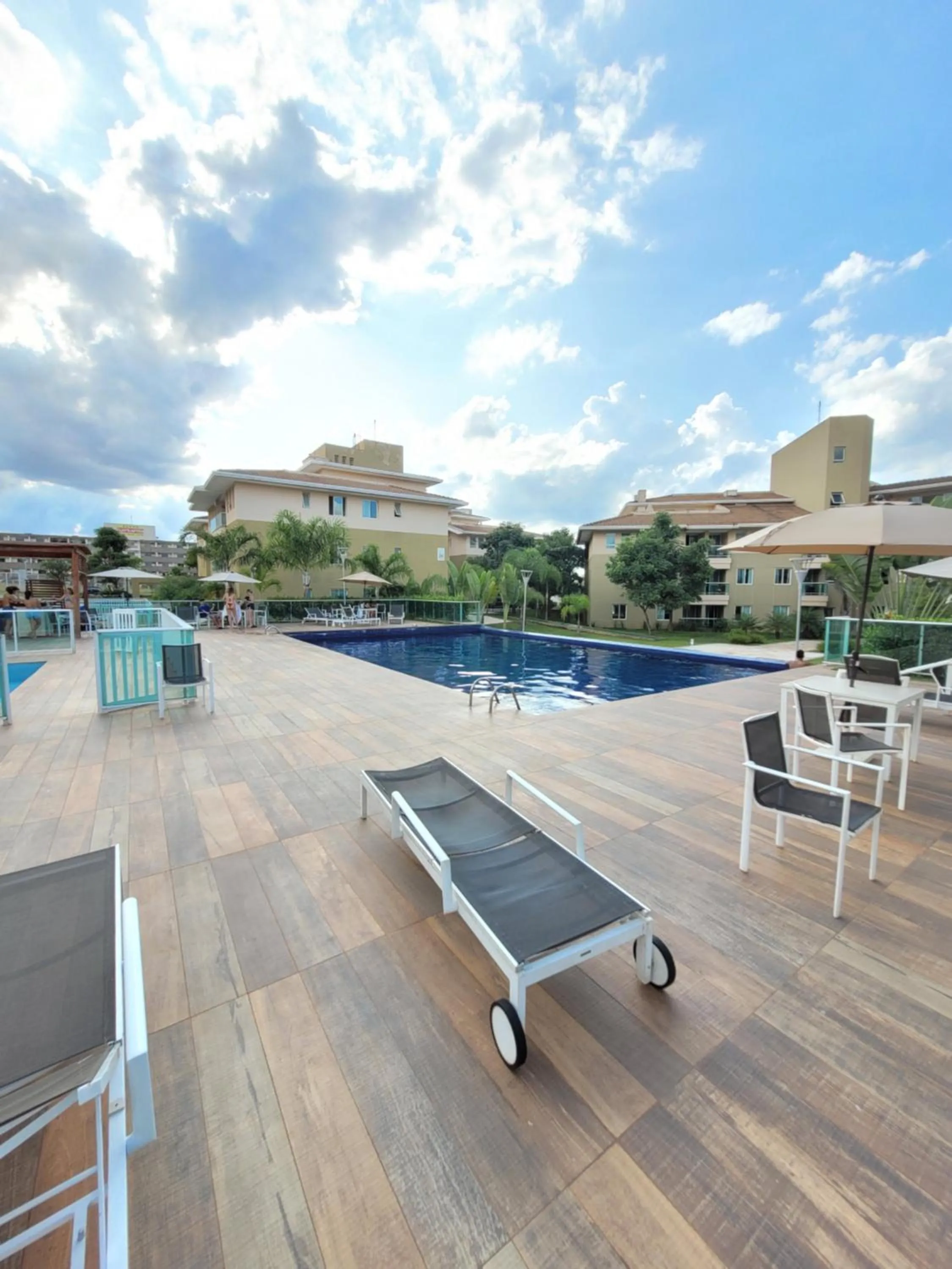 Day in The Sun Resort By Rei dos Flats