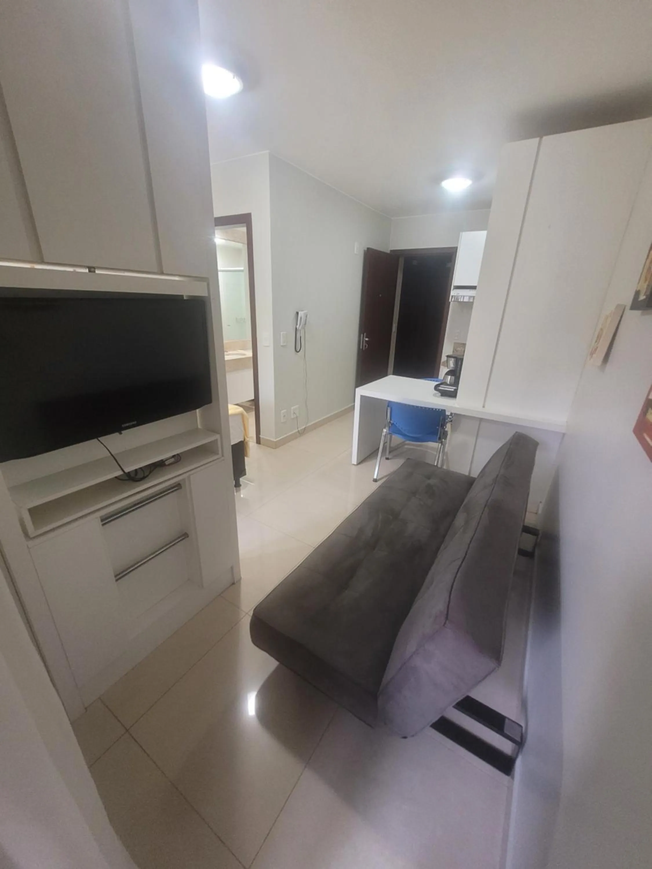 TV and multimedia in The Sun Resort By Rei dos Flats