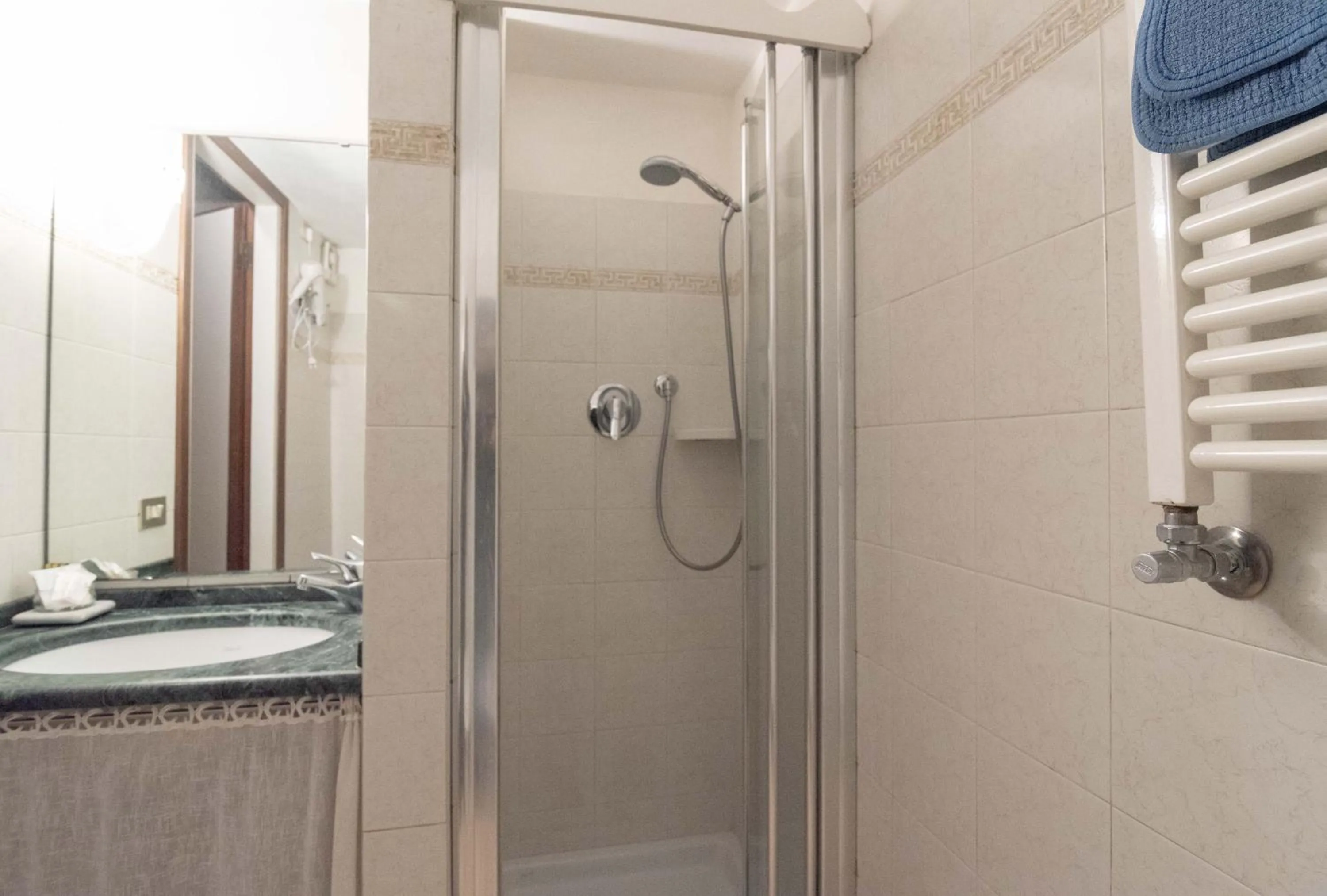 Bathroom in Ca' Rielo