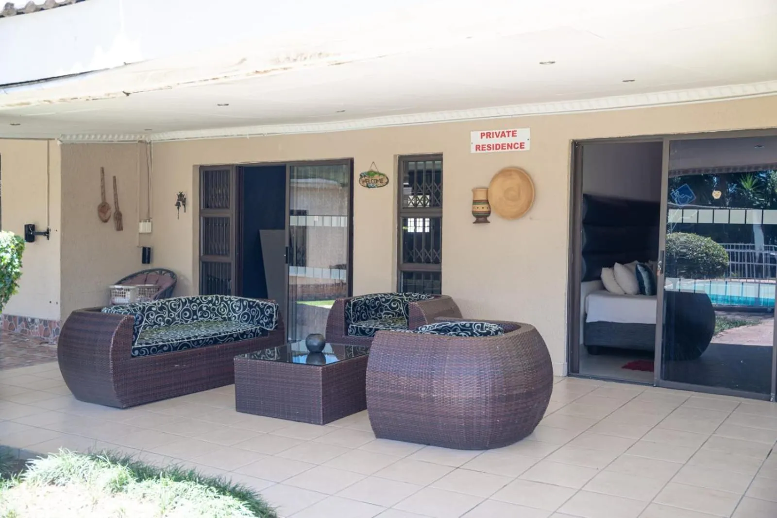 196 On Victoria Bed & Breakfast