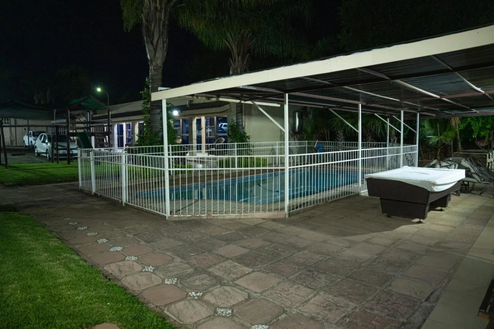 196 On Victoria Bed & Breakfast