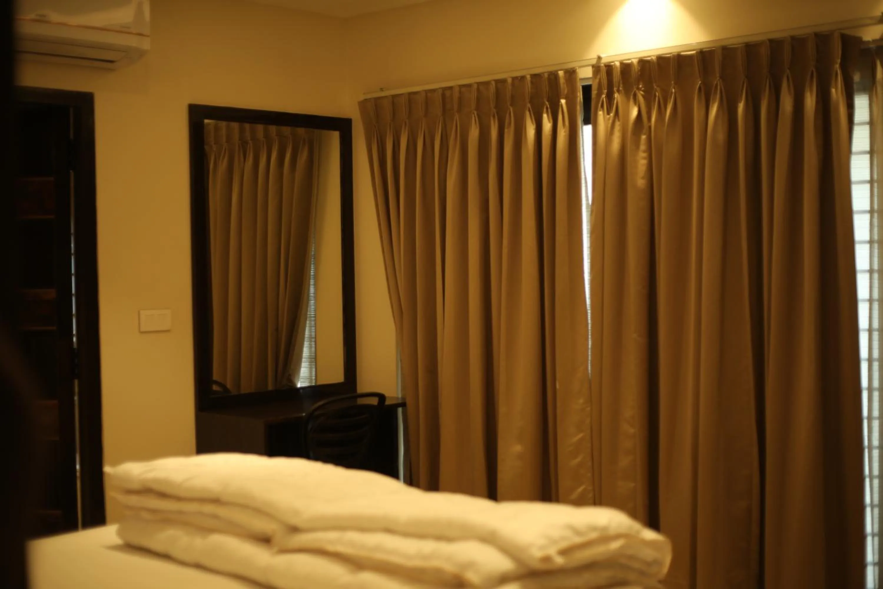 Bedroom, Bed in L. R RESIDENCY