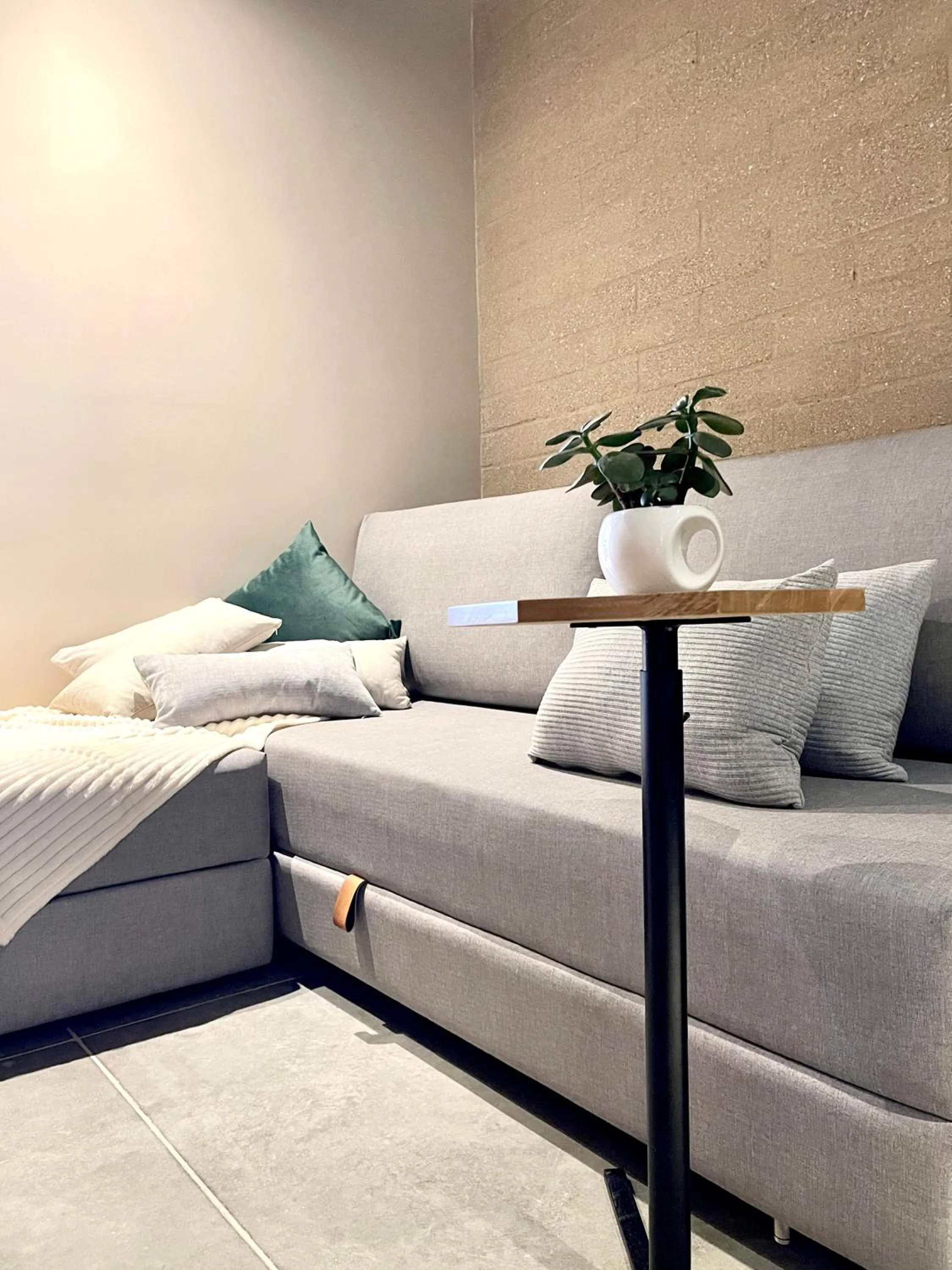 Living room, Bed in Beminimal Hotel