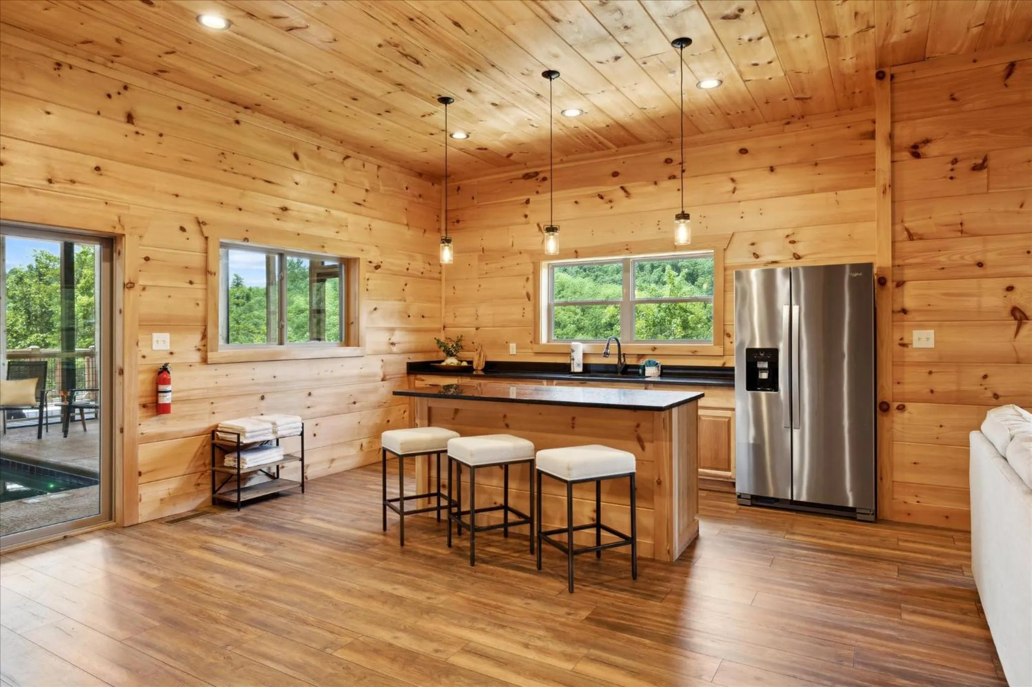 Cabin Goals ✨ Private Pool, Hot Tub + Epic Views! - Eaglebend Cabin