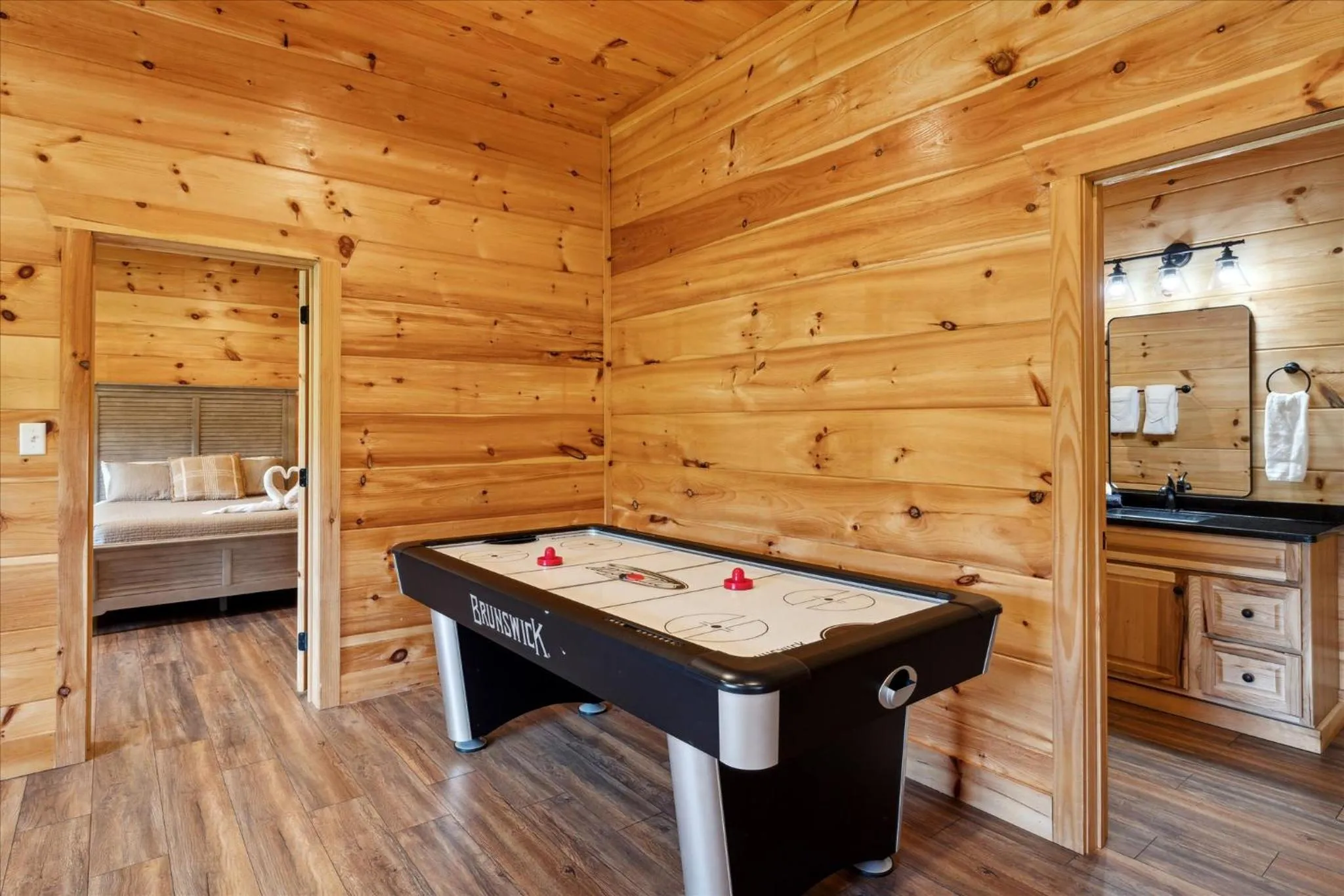 Cabin Goals ✨ Private Pool, Hot Tub + Epic Views! - Eaglebend Cabin