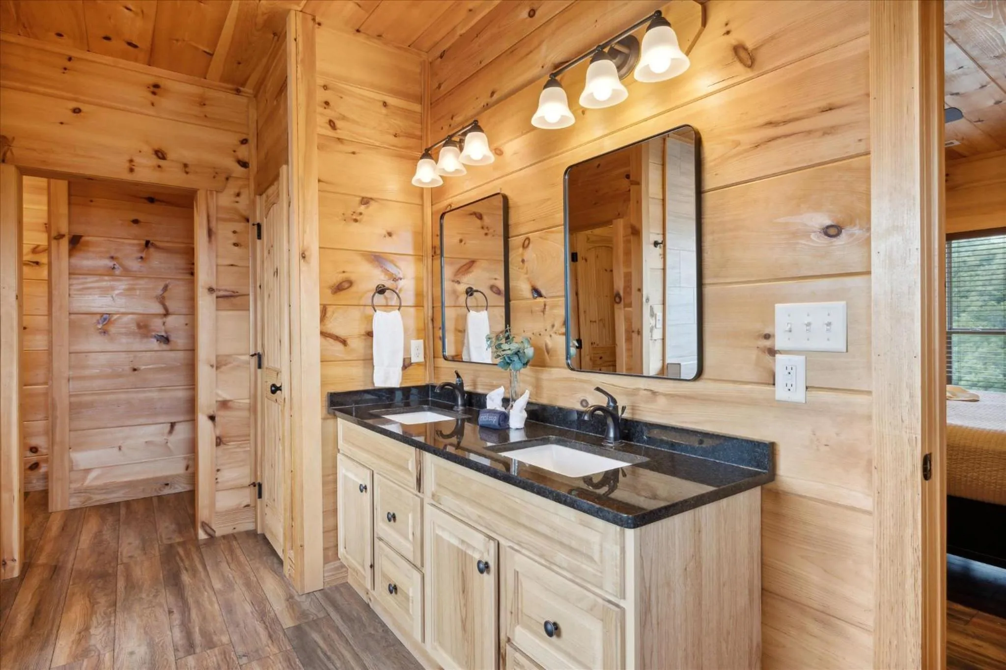 Cabin Goals ✨ Private Pool, Hot Tub + Epic Views! - Eaglebend Cabin