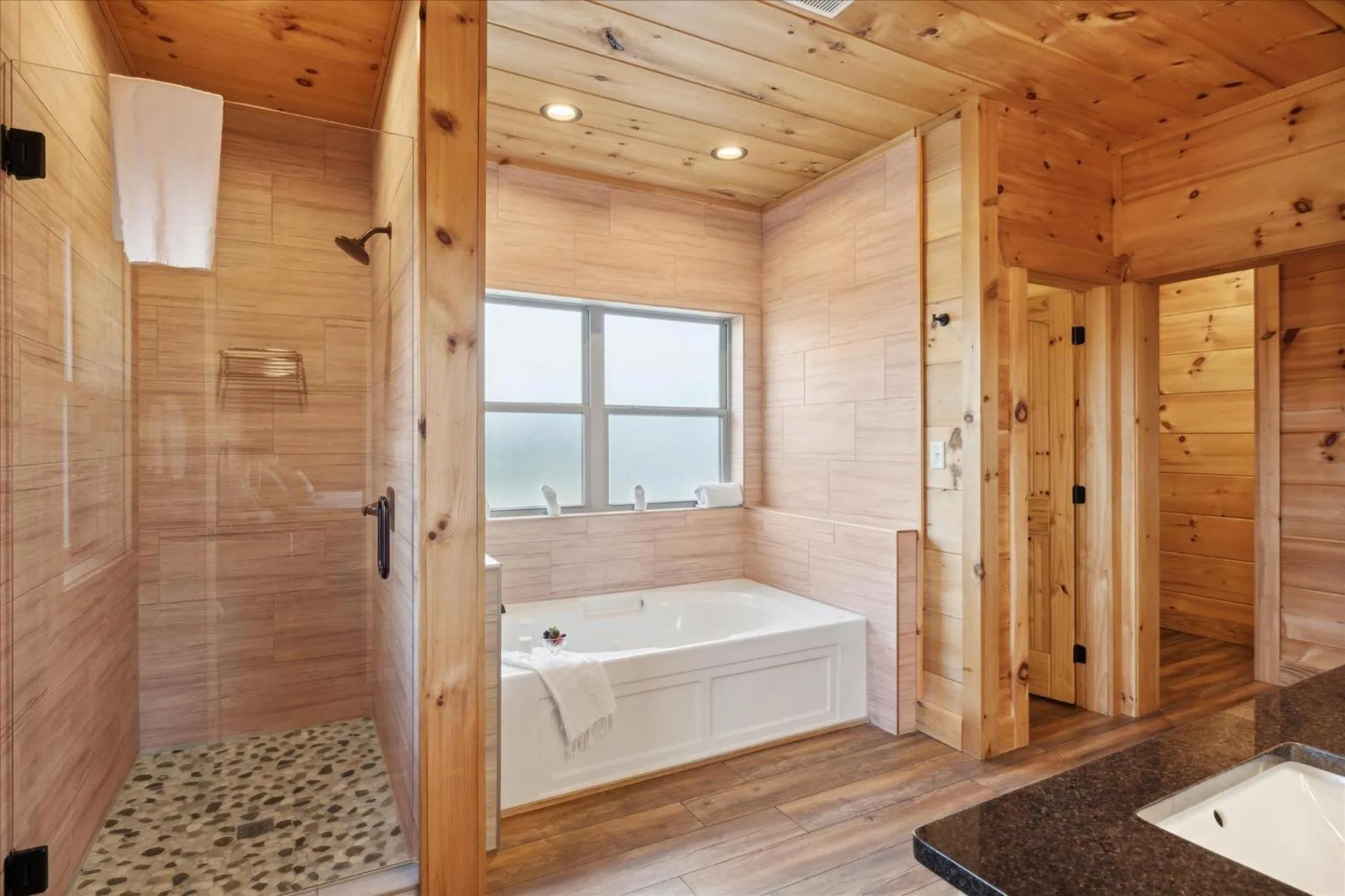 Cabin Goals ✨ Private Pool, Hot Tub + Epic Views! - Eaglebend Cabin