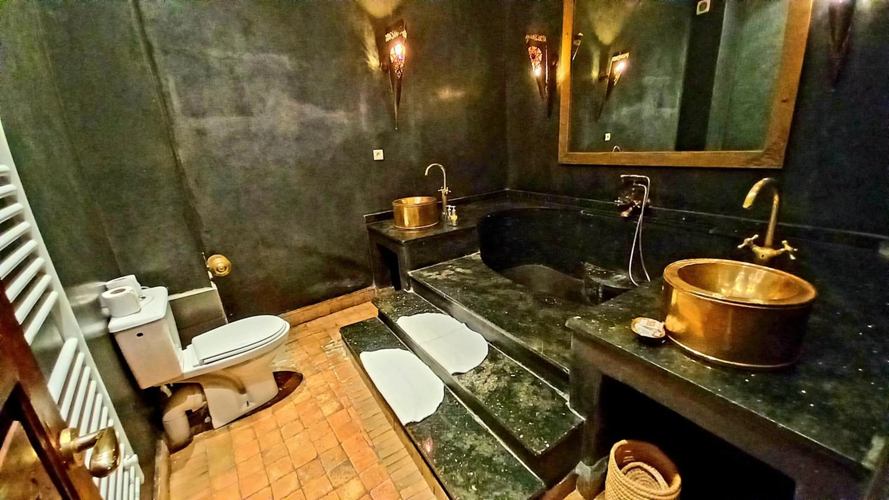 Bathroom in Riad Rêve d Antan , Real Dream