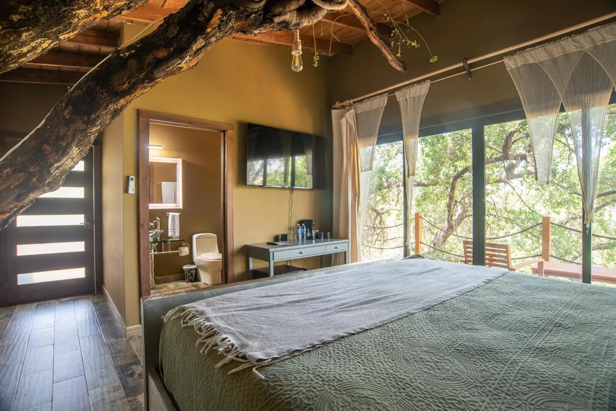 Bedroom, Bed in Boskenvid Hotel - Romantic Treehouses & Skypool