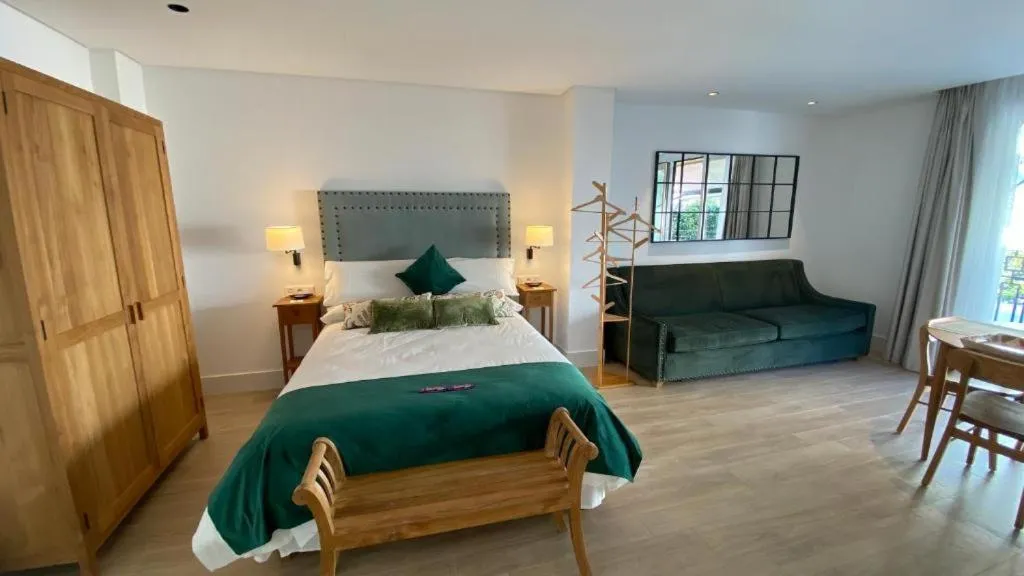 Photo of the whole room, Bed in Apartamentos Turísticos La Plaza