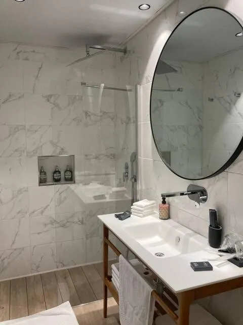 Bathroom in Apartamentos Turísticos La Plaza