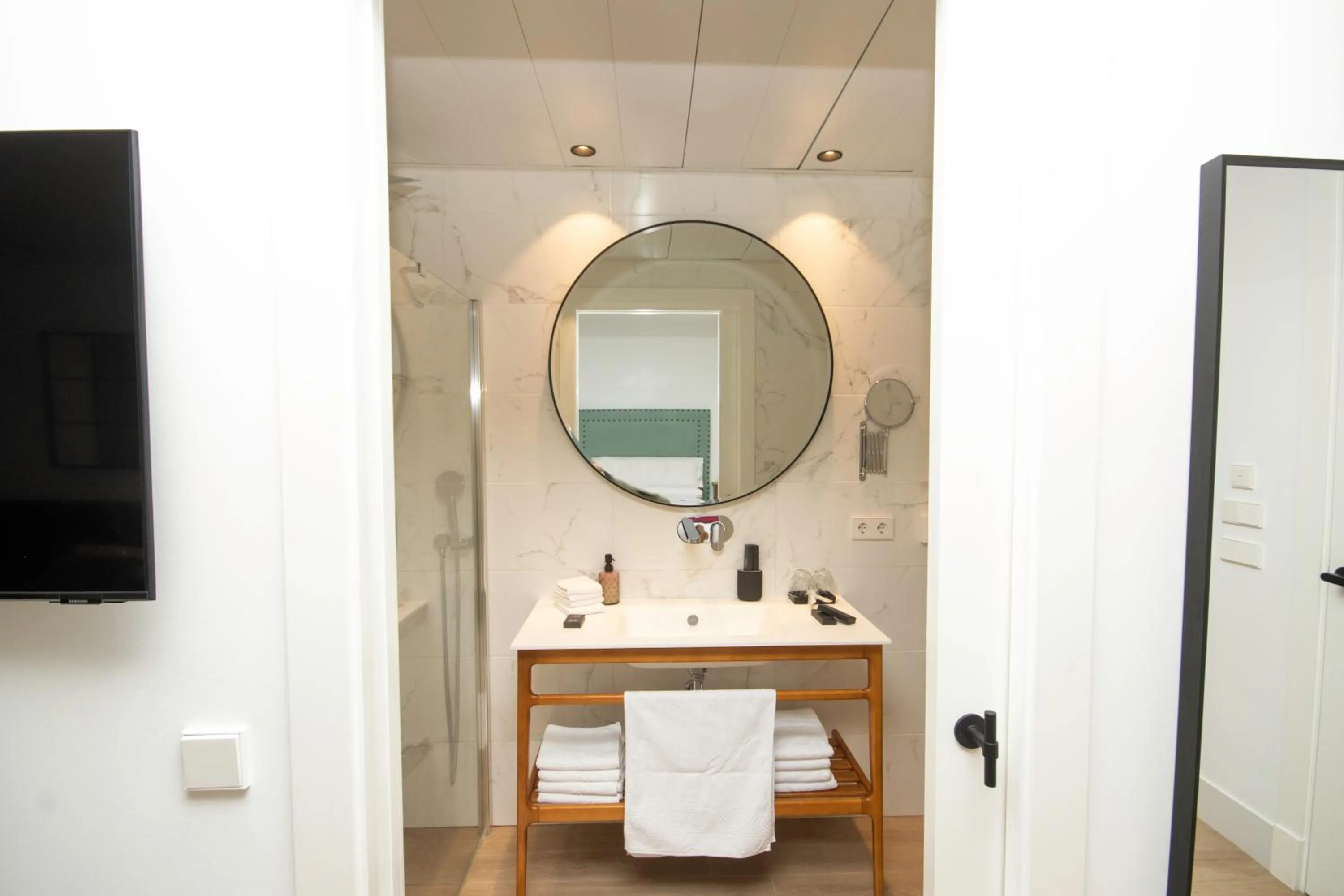 Bathroom in Apartamentos Turísticos La Plaza