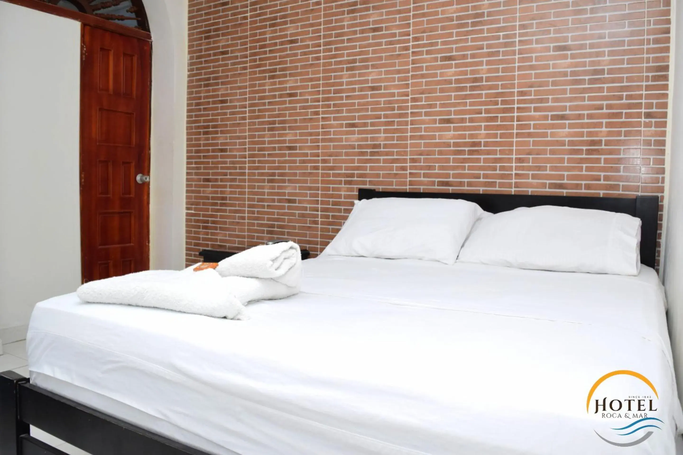 Double Room in Hotel Roca & Mar Double Room in Hotel Roca & Mar