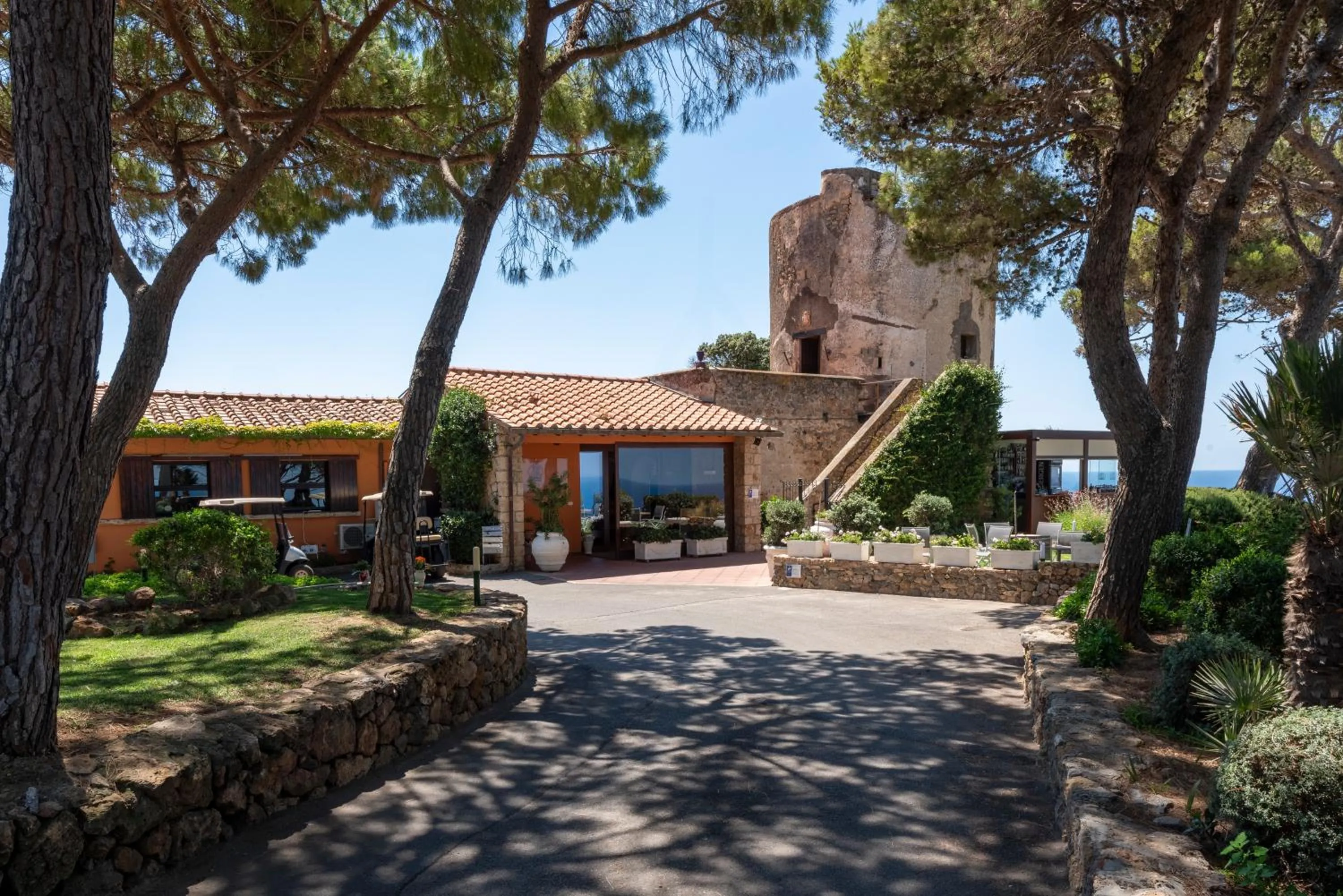 Property building in Boutique Hotel Torre Di Cala Piccola