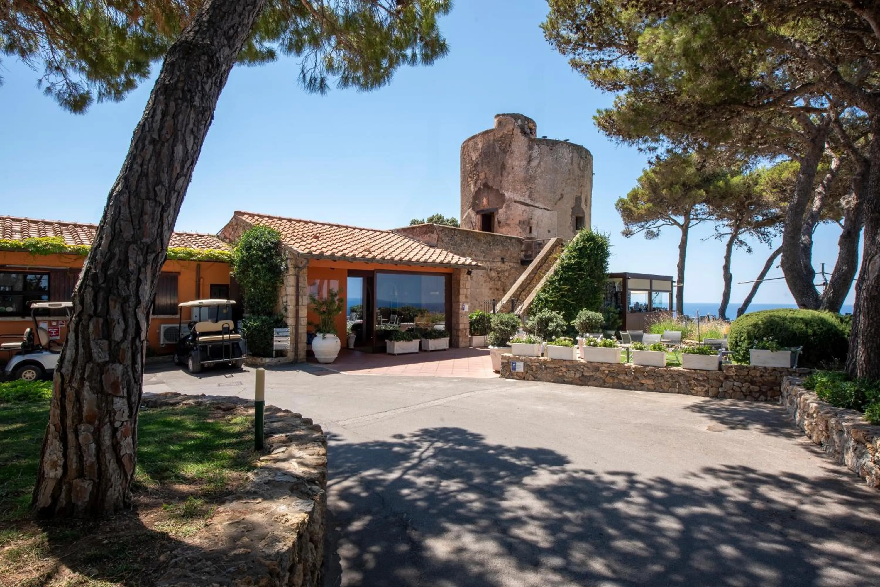 Property building in Boutique Hotel Torre Di Cala Piccola