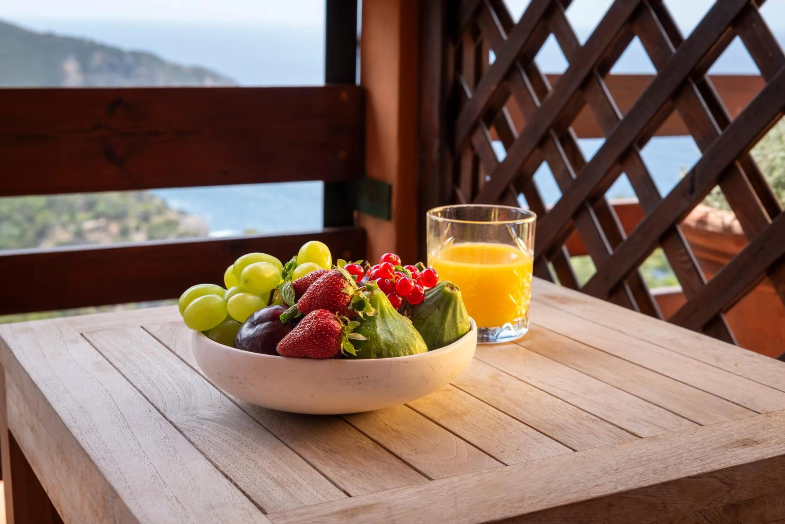 Natural landscape in Boutique Hotel Torre Di Cala Piccola