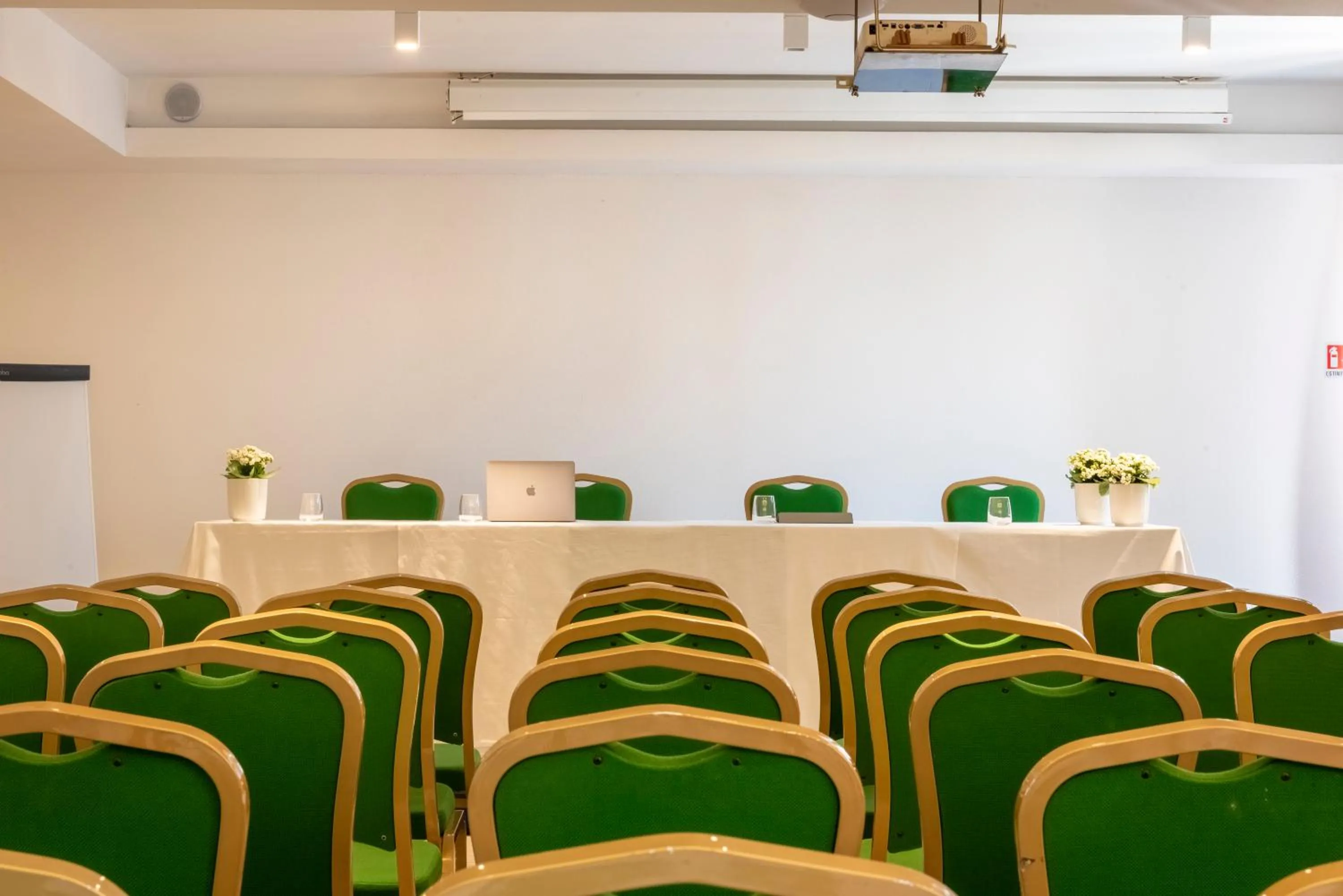 Seating area in Boutique Hotel Torre Di Cala Piccola