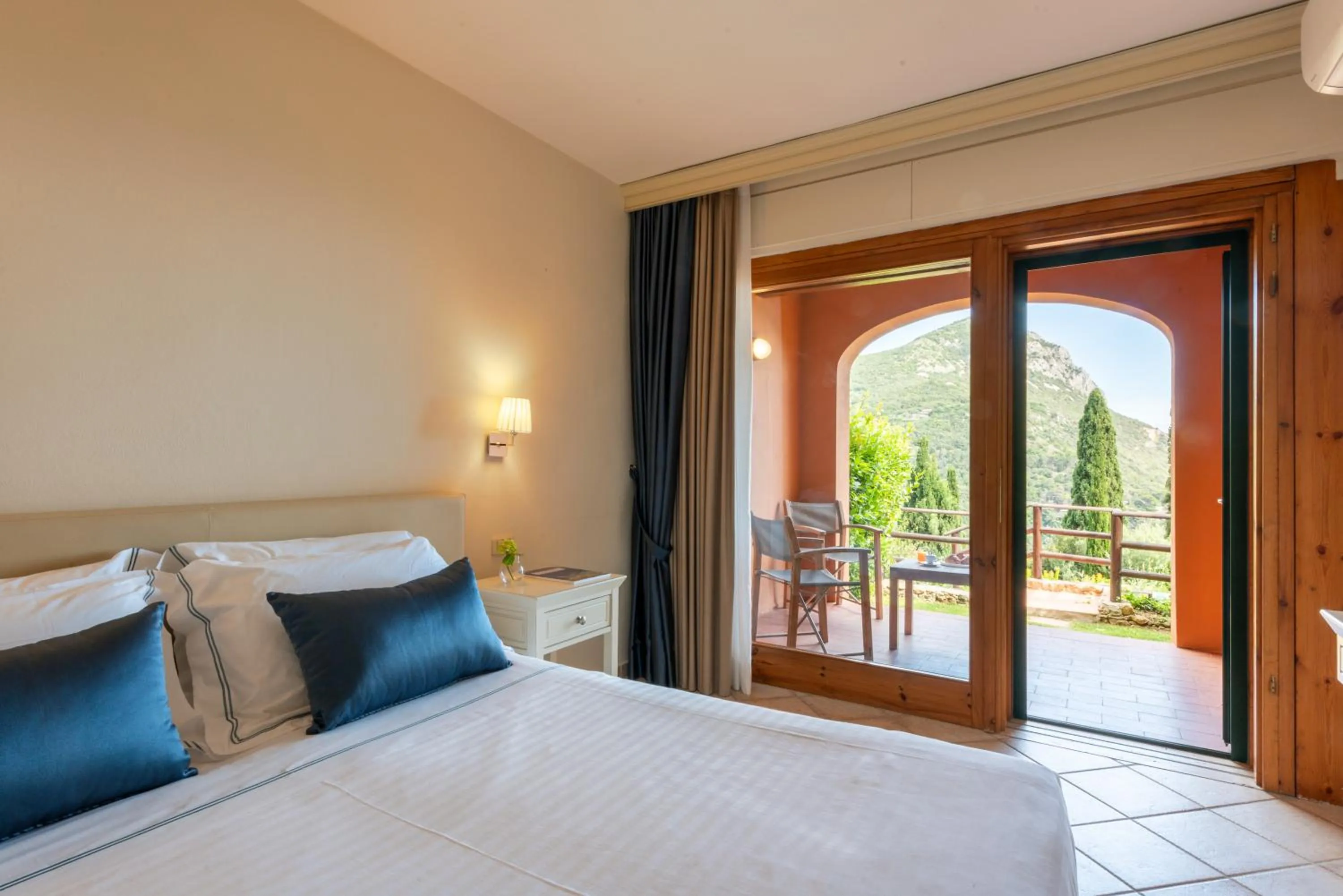 Bed in Boutique Hotel Torre Di Cala Piccola