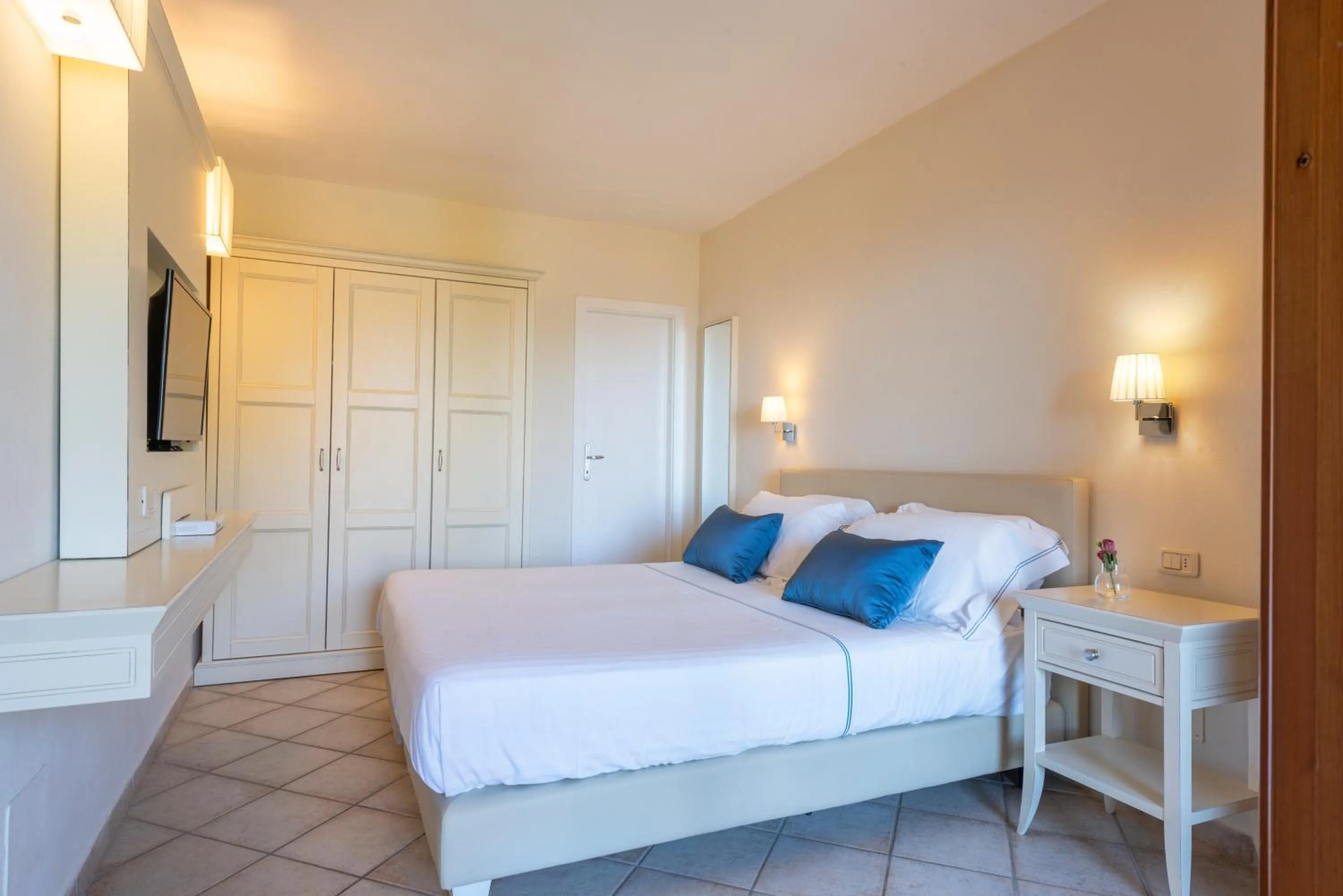 Bed in Boutique Hotel Torre Di Cala Piccola