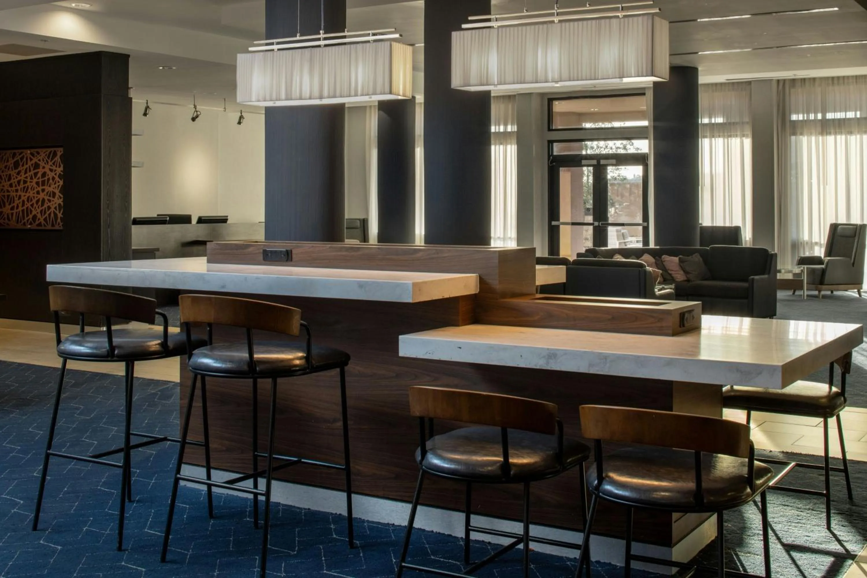 Lobby or reception in Courtyard by Marriott Jackson Airport/Pearl