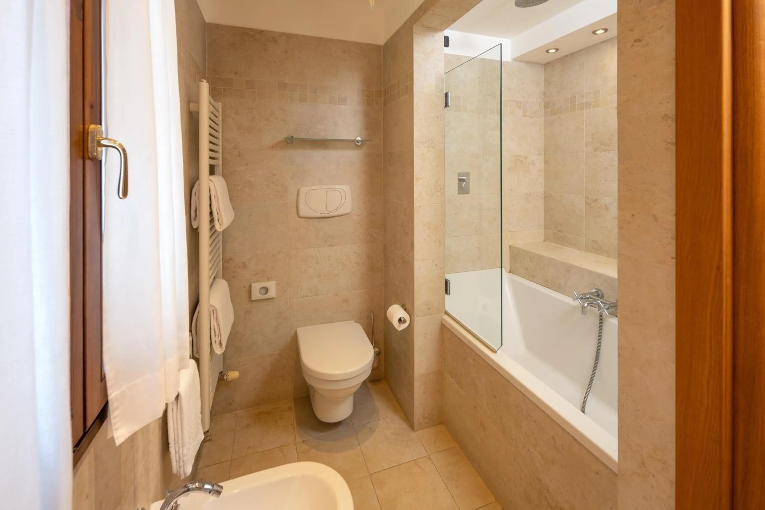 Shower in Hotel Villa Betania