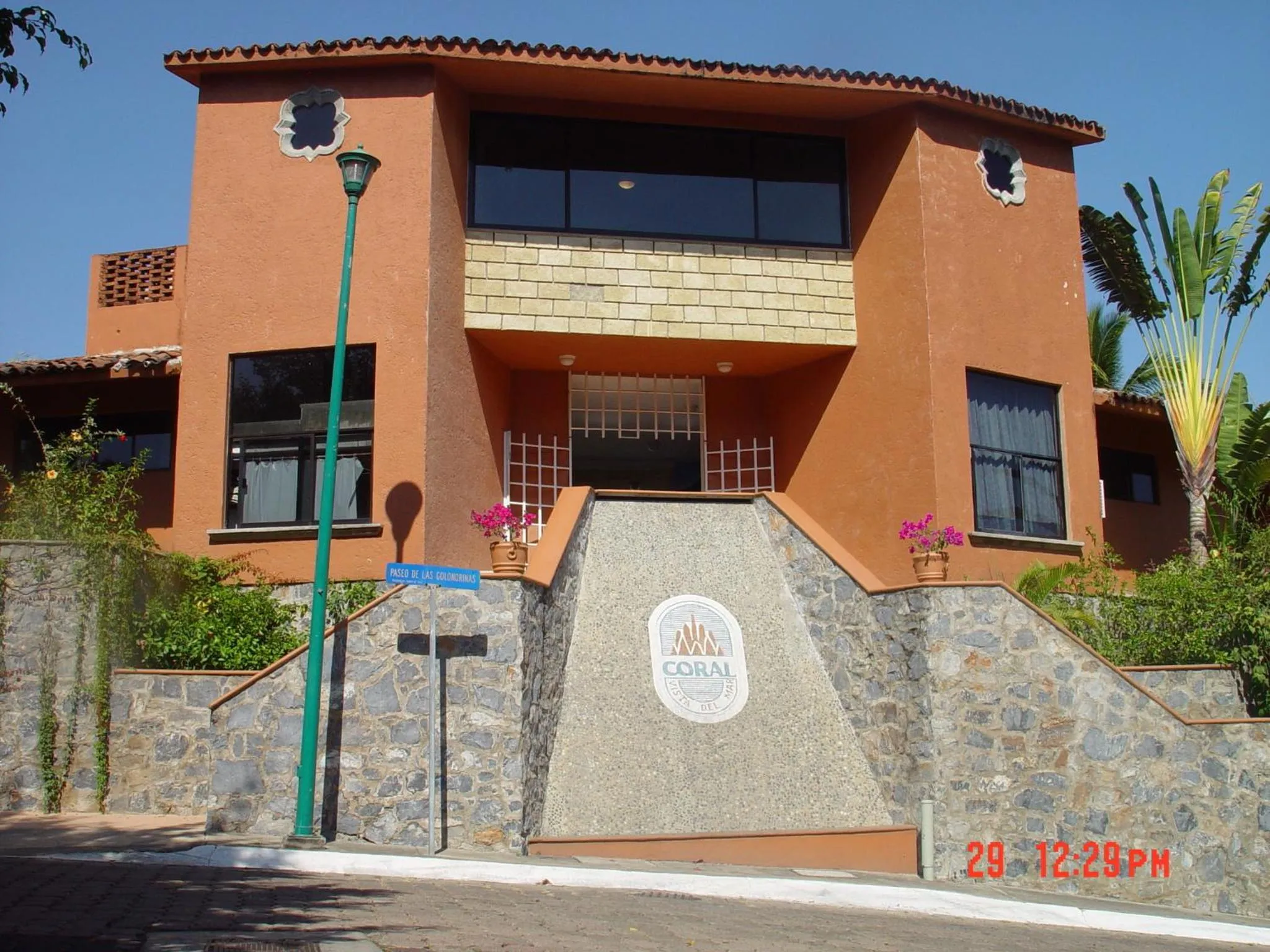 Facade/entrance in Coral Vista Del Mar